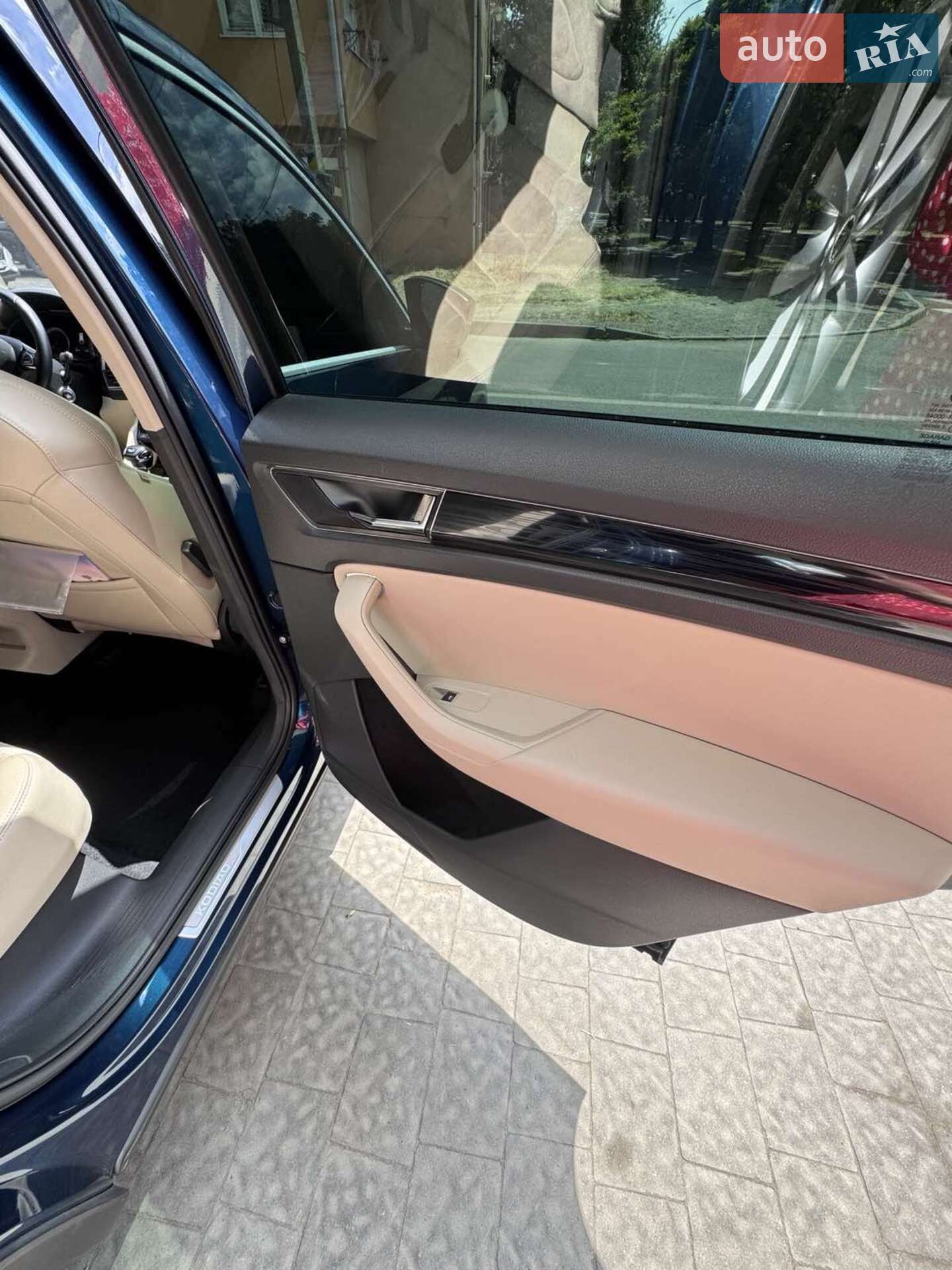 Skoda Kodiaq 2017 VIN TMBJJ9NS0J8018274 фото оголошення 6 з 14