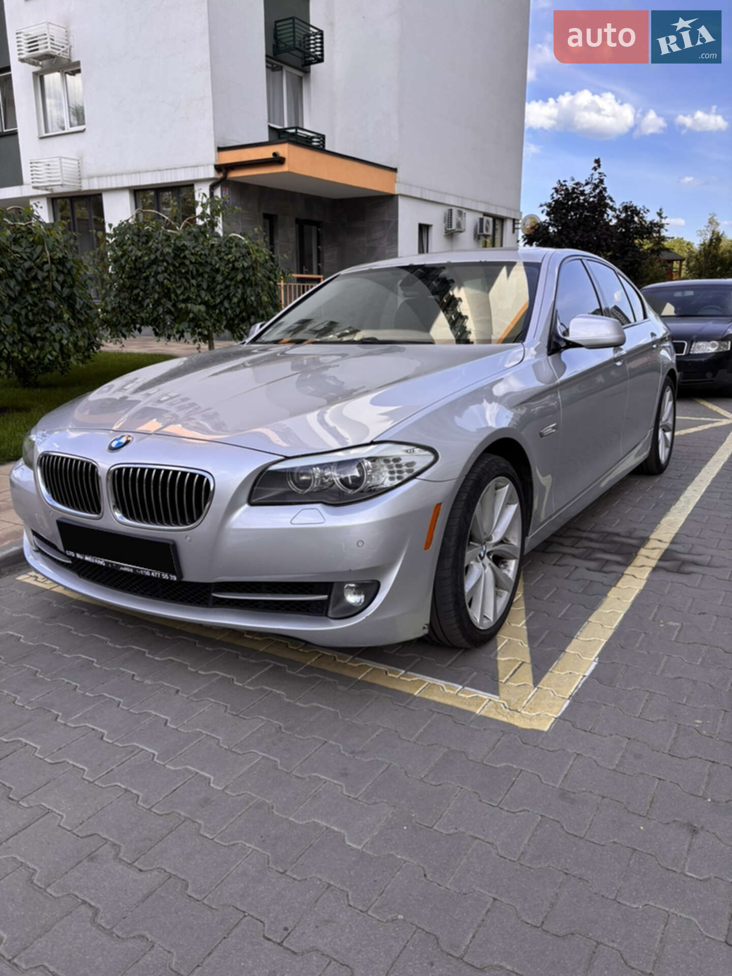 BMW 5 Series 2011 VIN WBAFR7C53BC806011 фото оголошення 13 з 16
