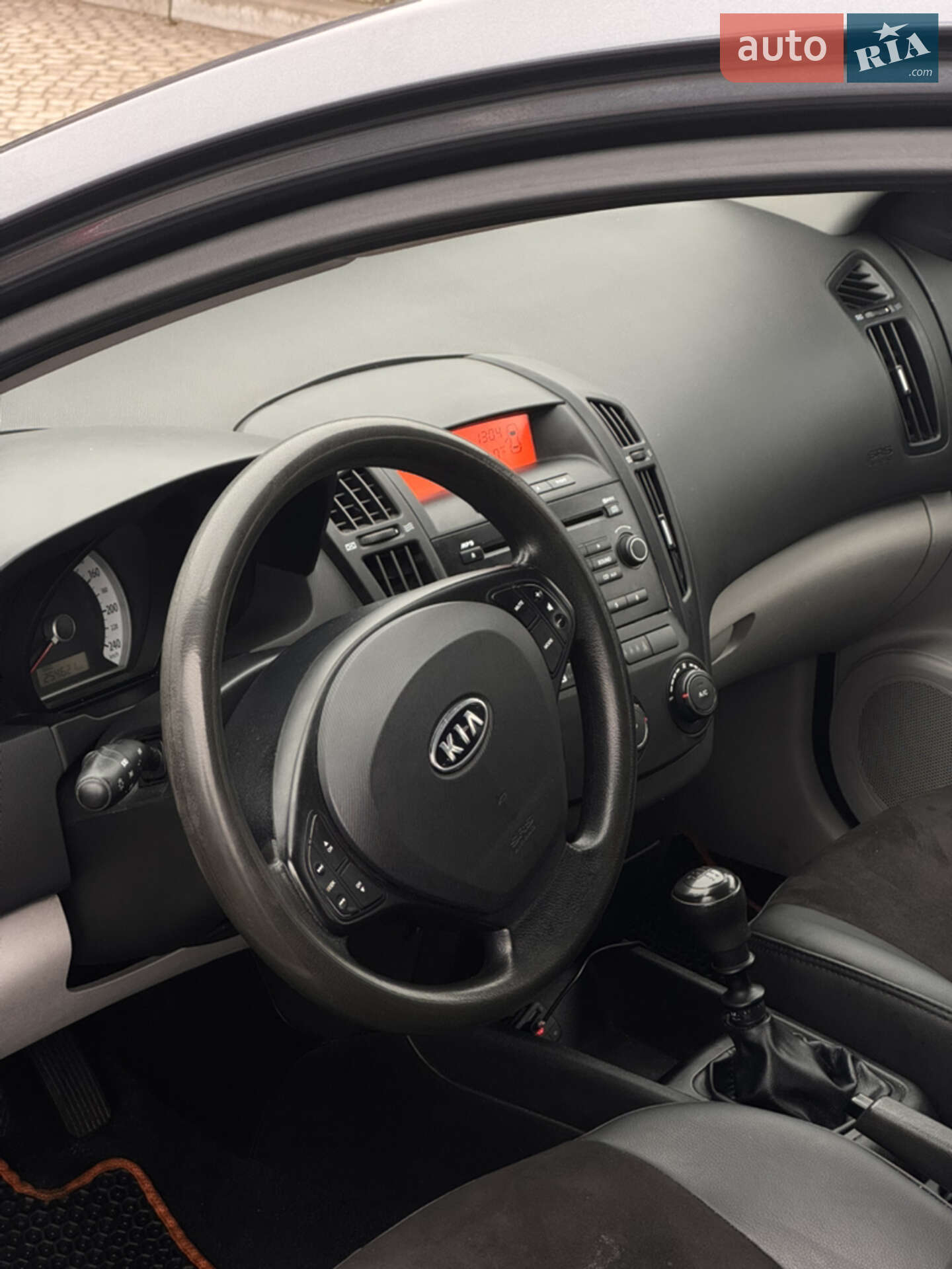 Kia Ceed 2007 VIN Y6LFF24427L001441 фото оголошення 16 з 32
