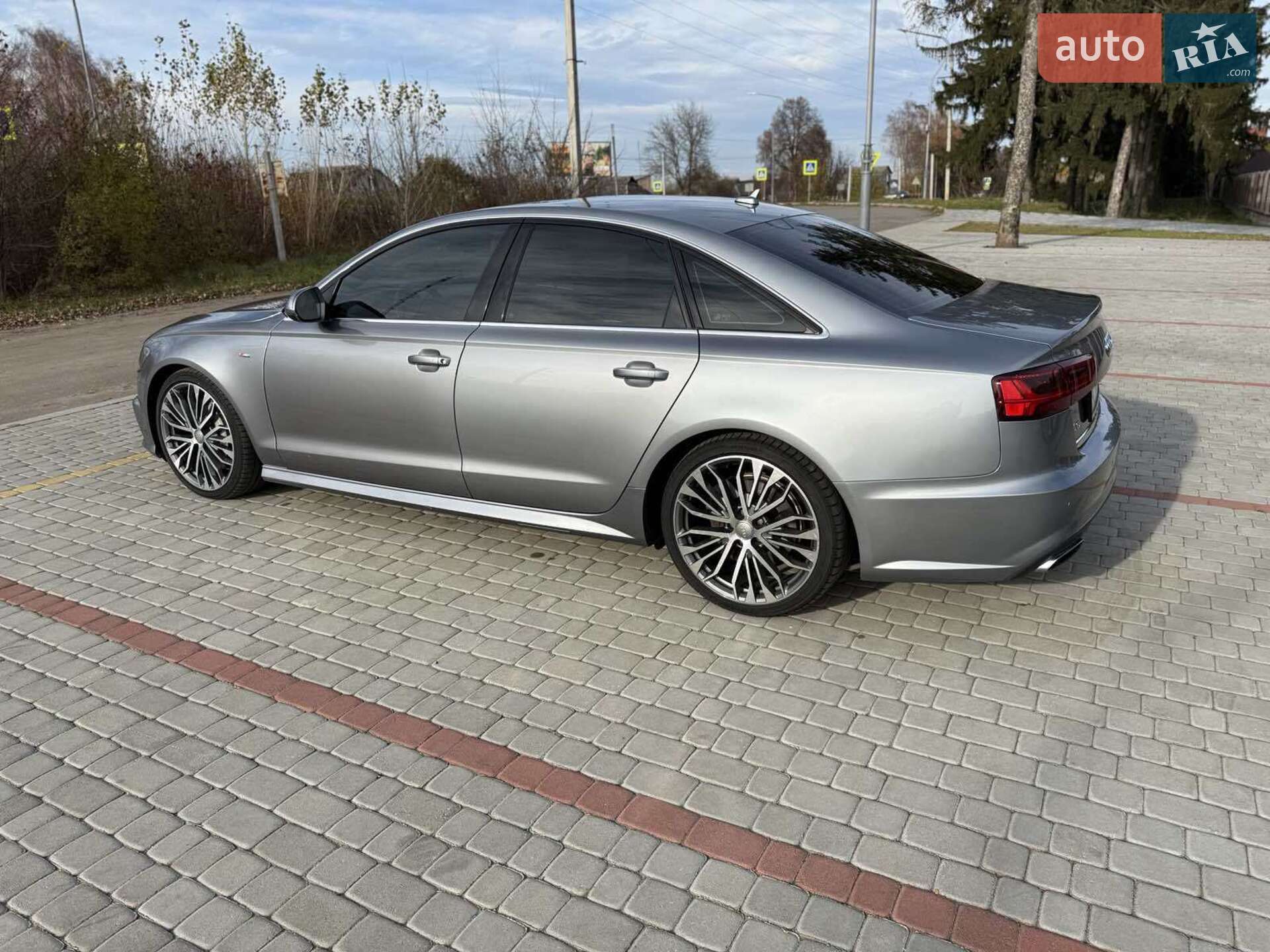 Audi A6 2016 VIN WAUG8AFC7HN015492 фото оголошення 3 з 35