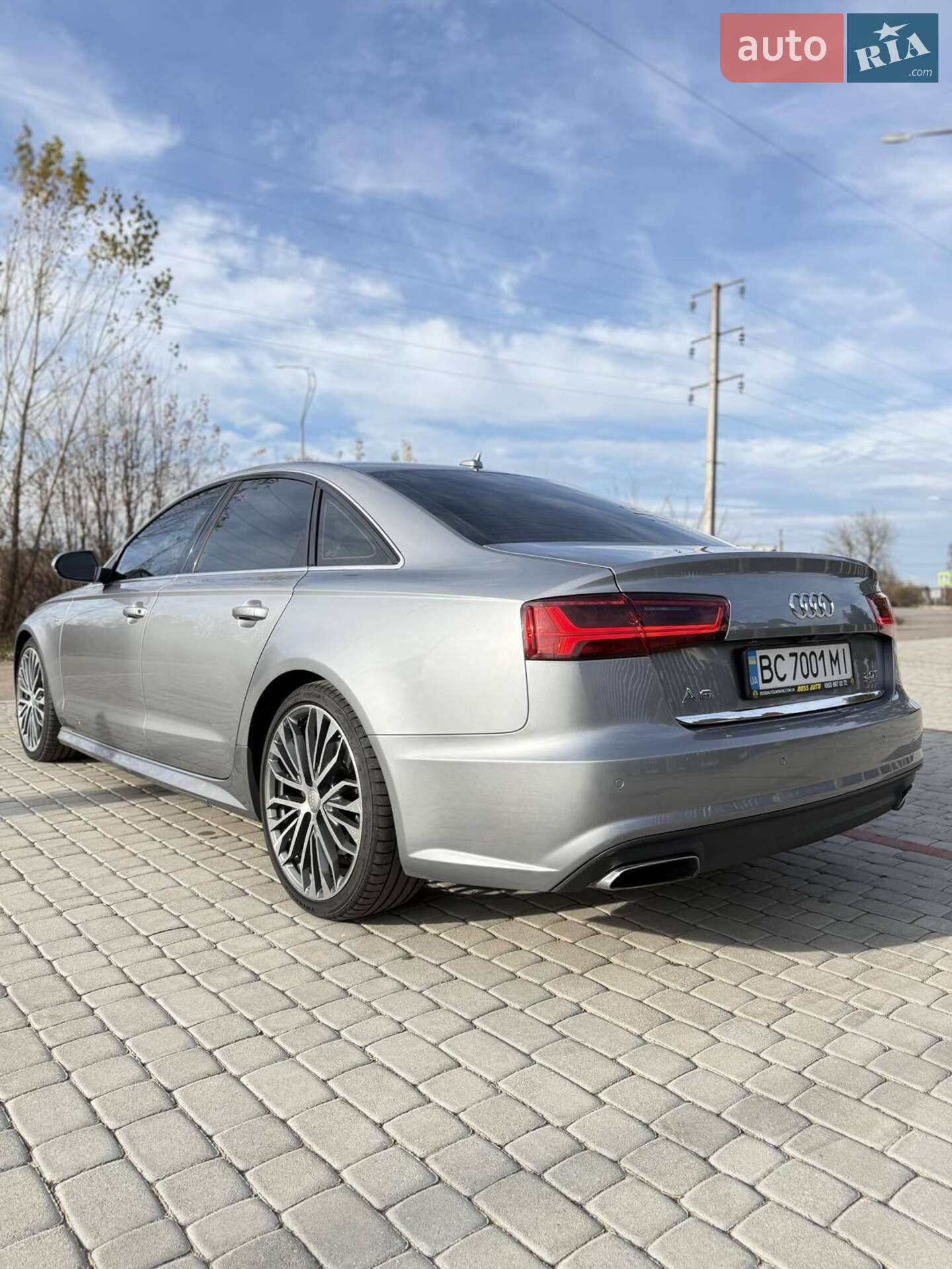 Audi A6 2016 VIN WAUG8AFC7HN015492 фото оголошення 11 з 35