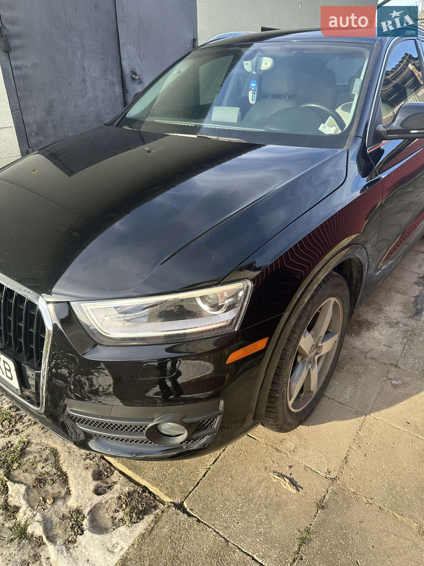 Audi Q3 2014 VIN WA1BFCFS1FR004865 фото оголошення 2 з 21