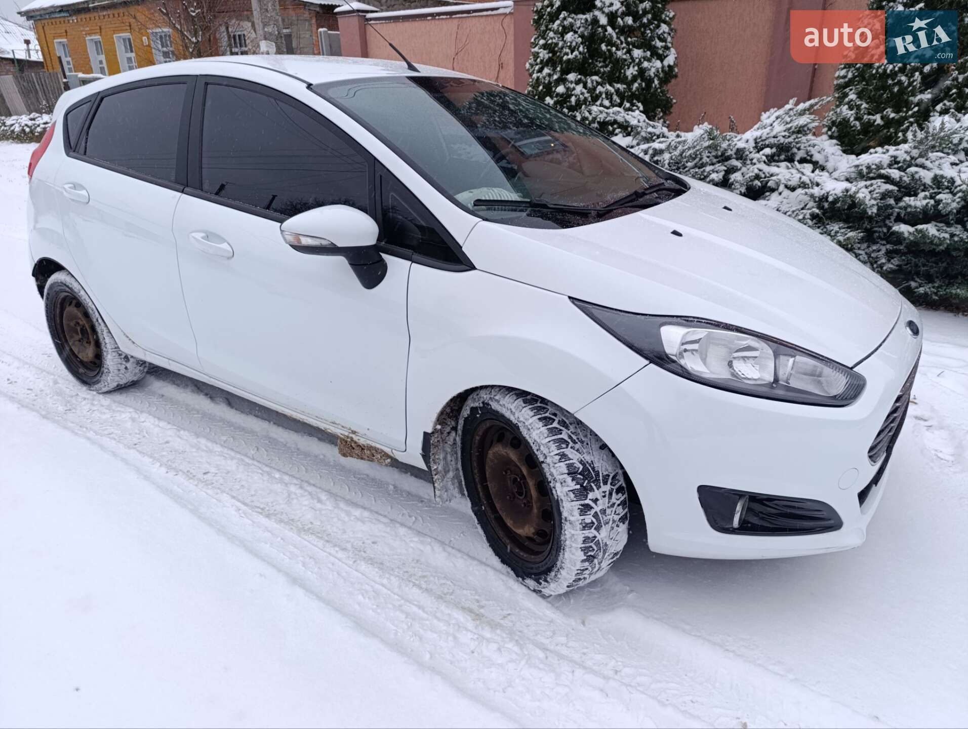 Ford Fiesta 2013 VIN WF0DXXGAKDDK07760 фото оголошення 4 з 11