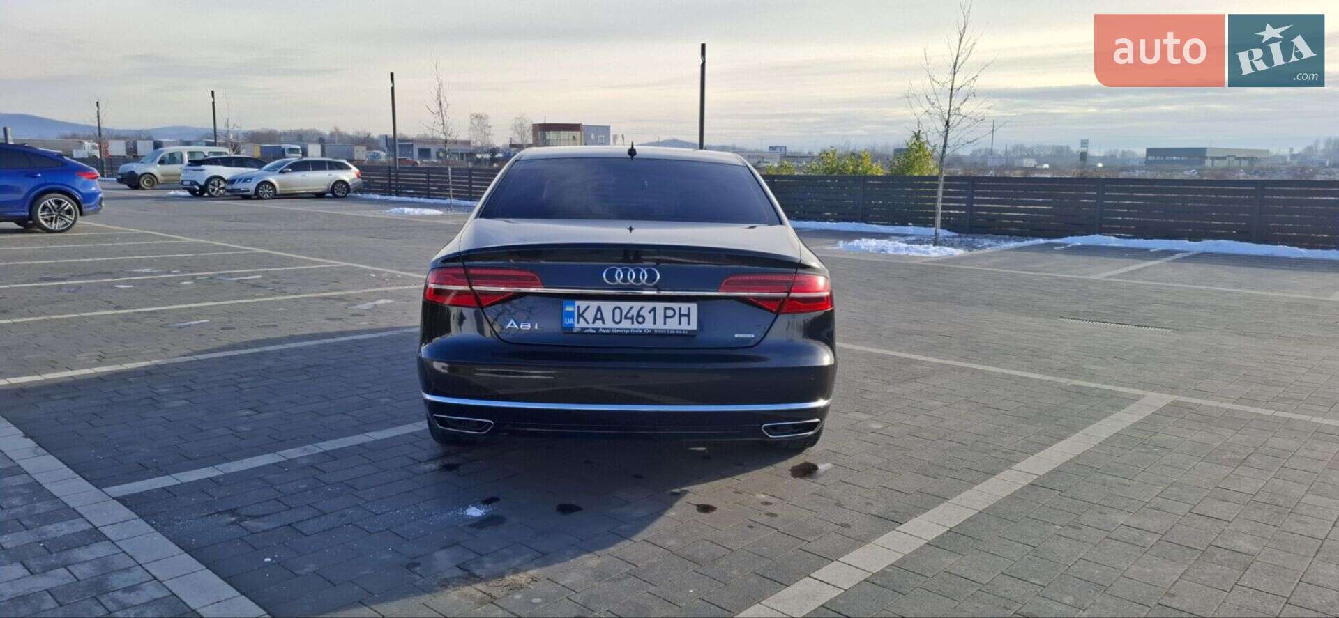 Audi A8 2017 VIN WAUZZZ4H4HN021642 фото оголошення 4 з 17