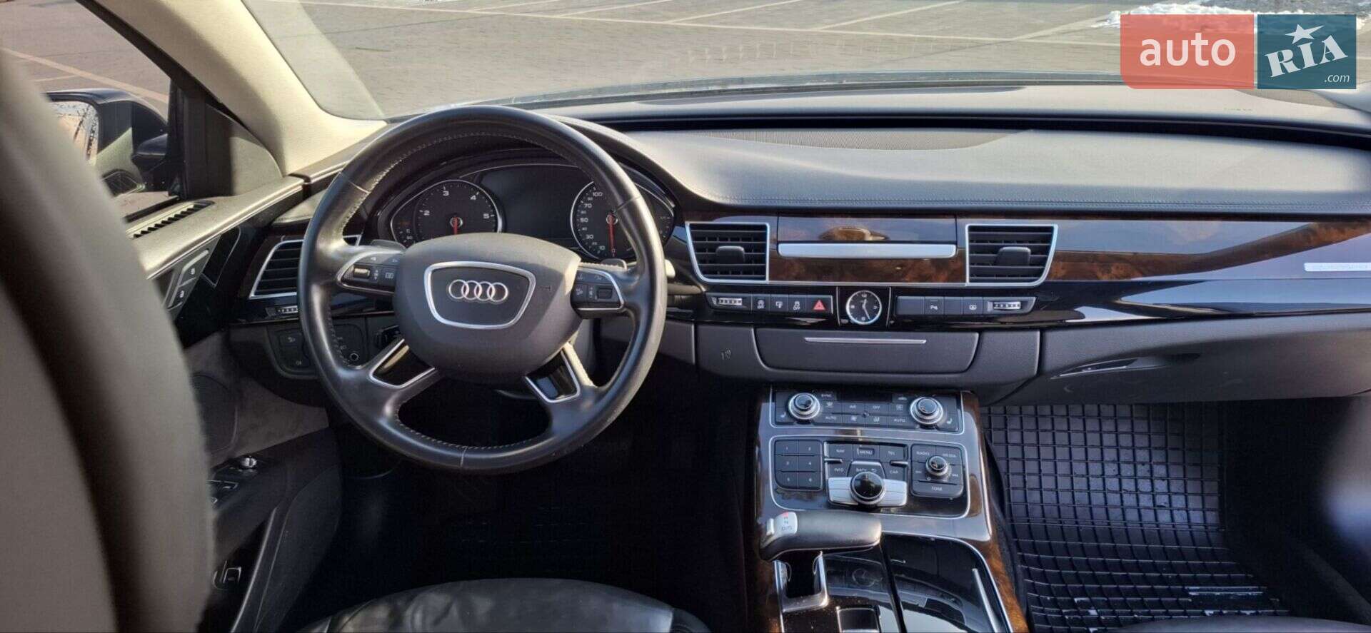 Audi A8 2017 VIN WAUZZZ4H4HN021642 фото оголошення 7 з 17