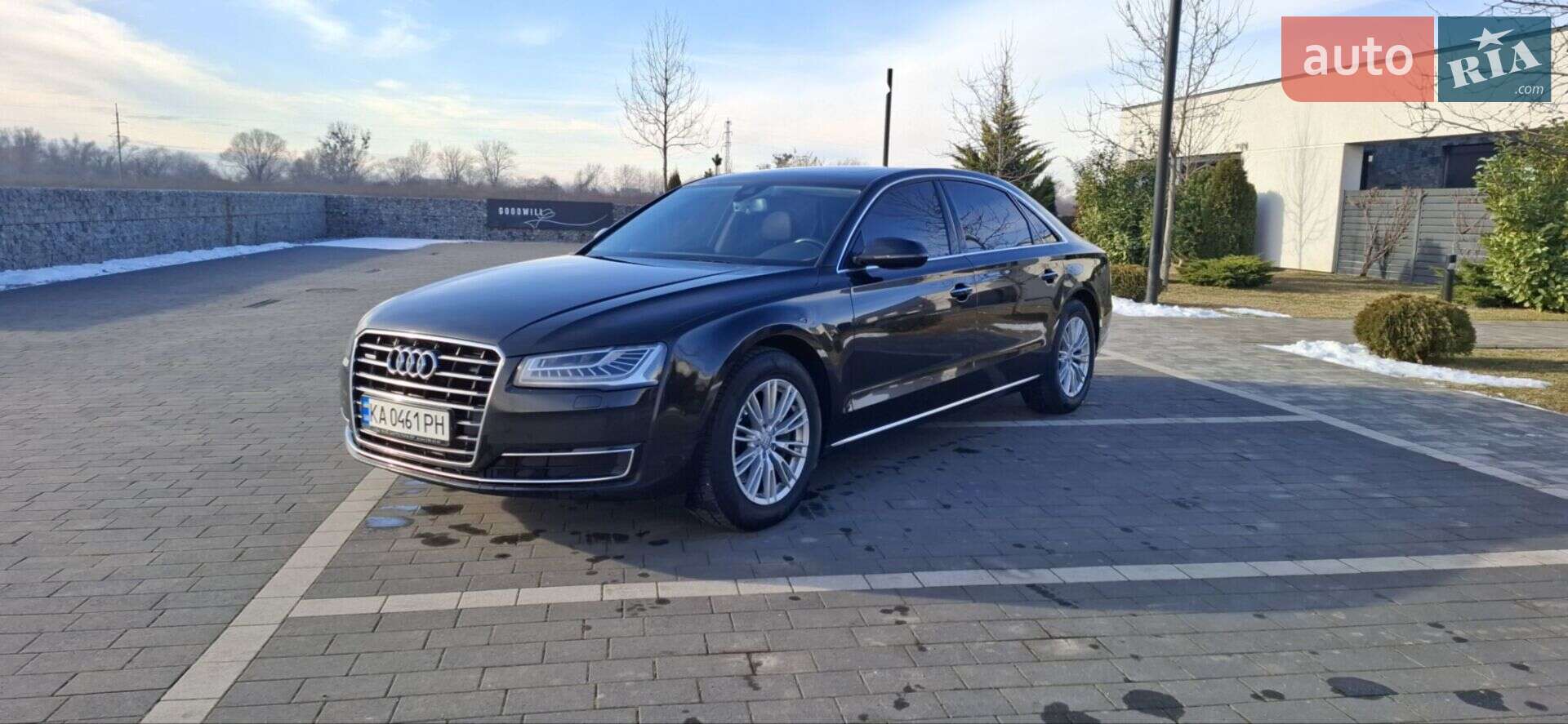 Audi A8 2017 VIN WAUZZZ4H4HN021642 фото оголошення 9 з 17