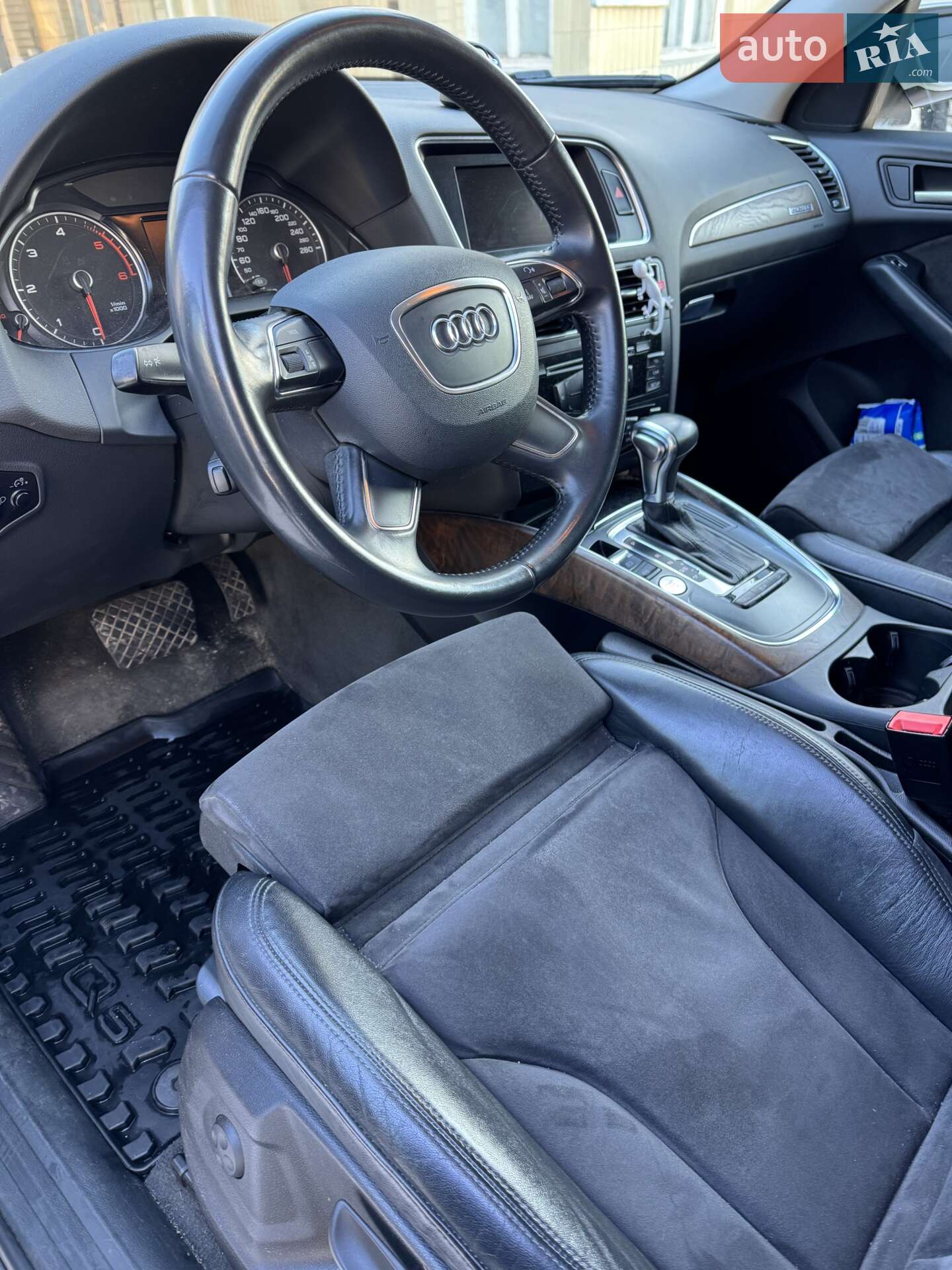Audi Q5 2013 VIN WAUZZZ8R6EA059301 фото оголошення 22 з 41