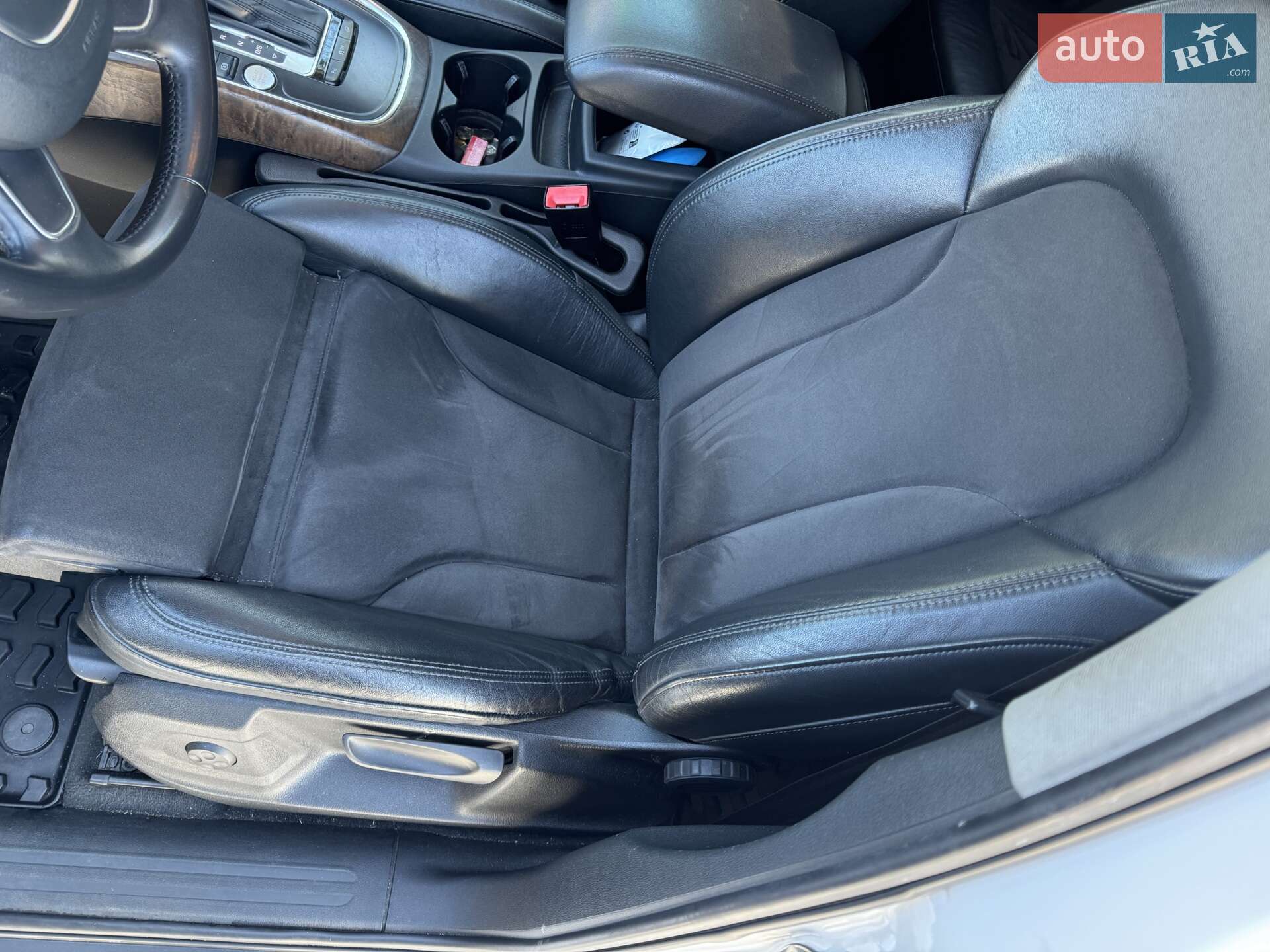 Audi Q5 2013 VIN WAUZZZ8R6EA059301 фото оголошення 21 з 41