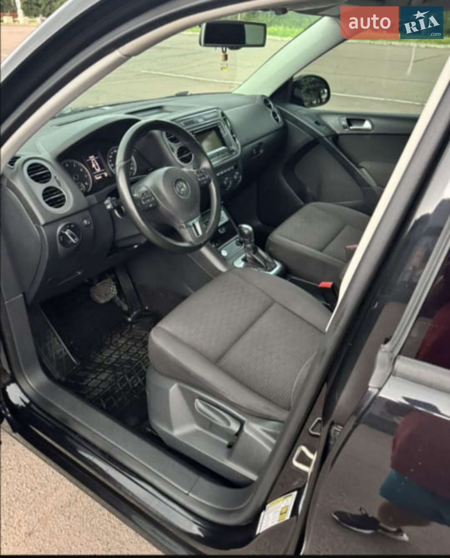 Volkswagen Tiguan 2015 VIN WVGJV7AX2GW533903 фото оголошення 7 з 9
