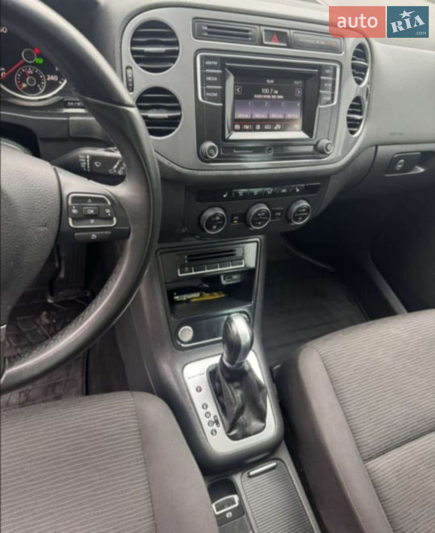 Volkswagen Tiguan 2015 VIN WVGJV7AX2GW533903 фото оголошення 8 з 9