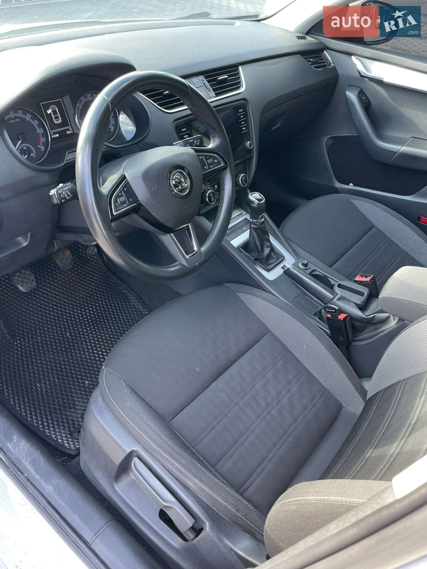 Skoda Octavia 2019 VIN TMBAG7NE5L0076136 фото оголошення 10 з 17