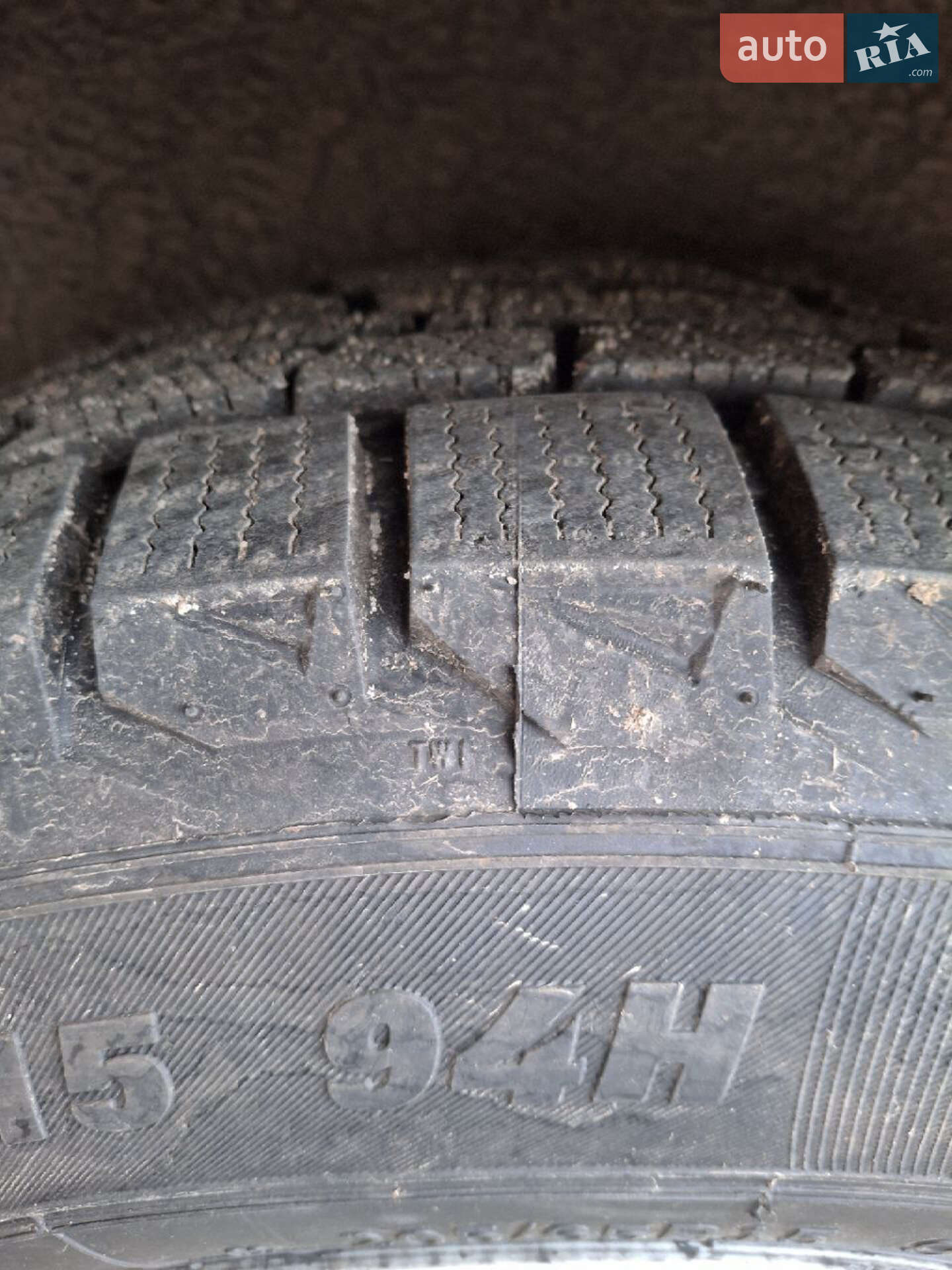 Mercedes-Benz E-Class 1982 VIN WDB12303310099235 фото оголошення 10 з 14