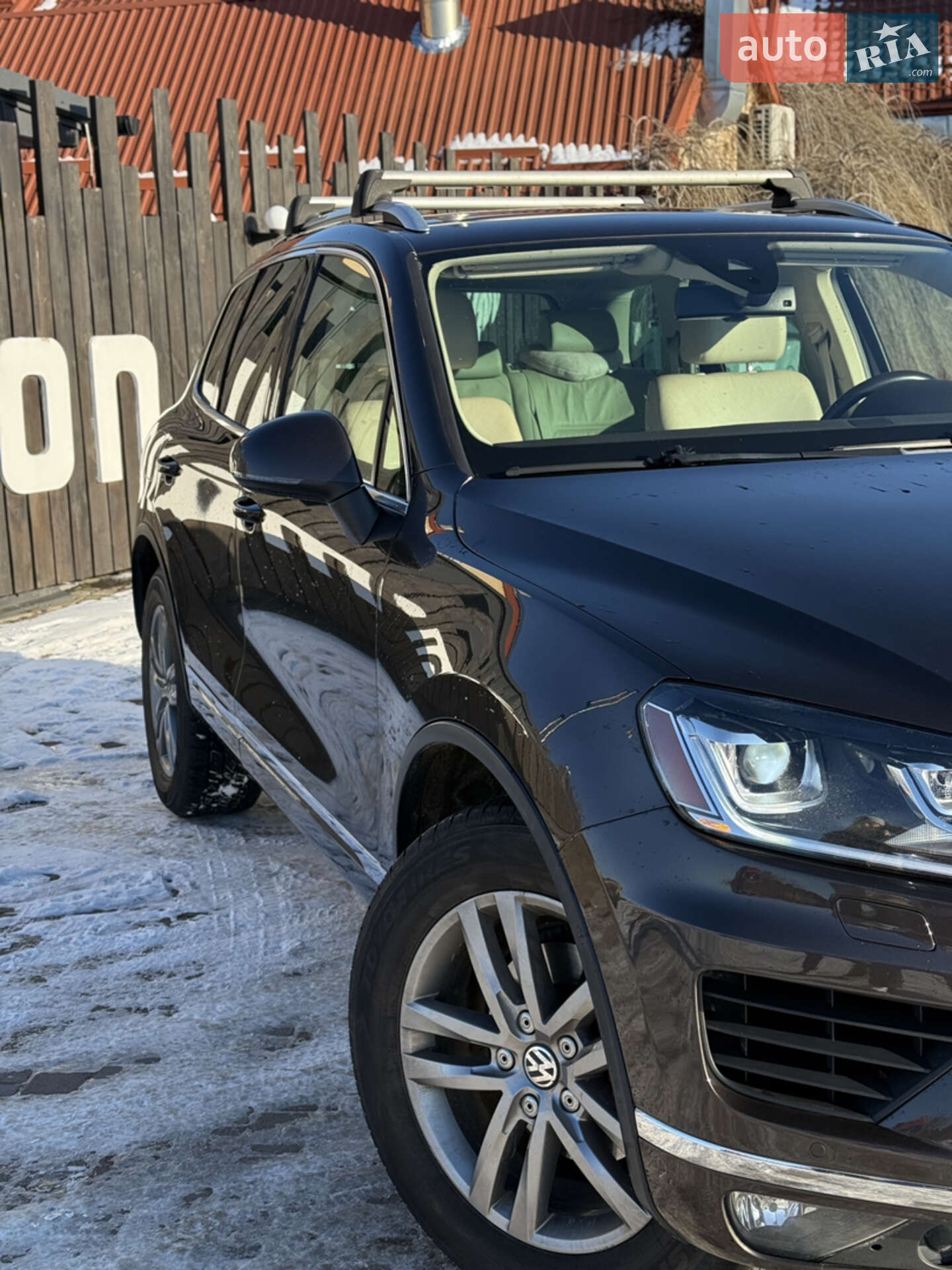 Volkswagen Touareg 2015 VIN WVGEF9BP6GD010405 фото оголошення 3 з 29