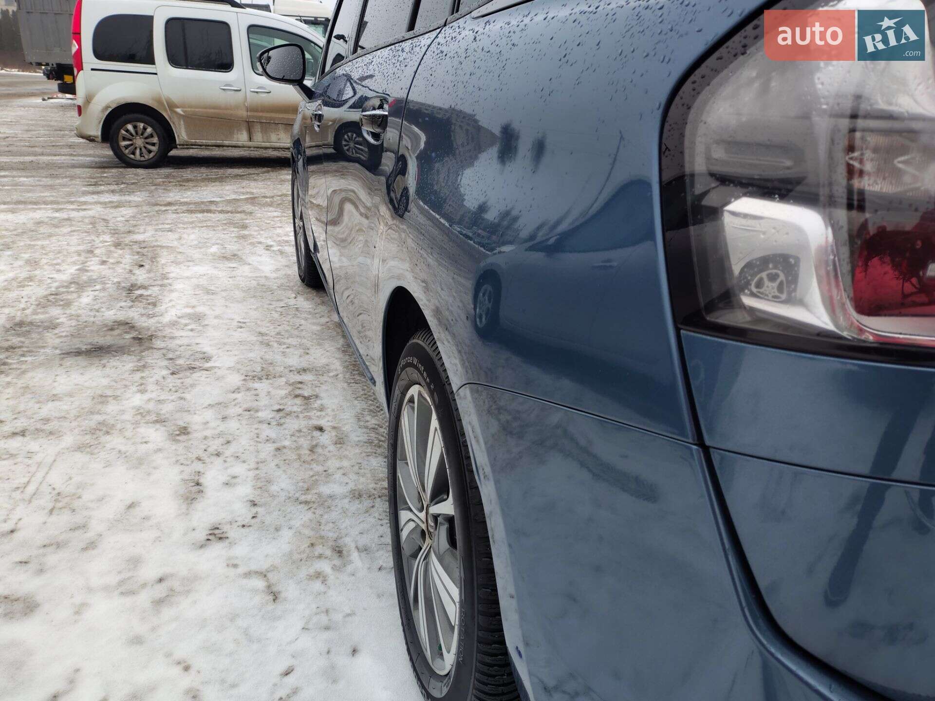Citroen Grand C4 Picasso 2016 VIN VF73ABHZTHJ510513 фото оголошення 12 з 26