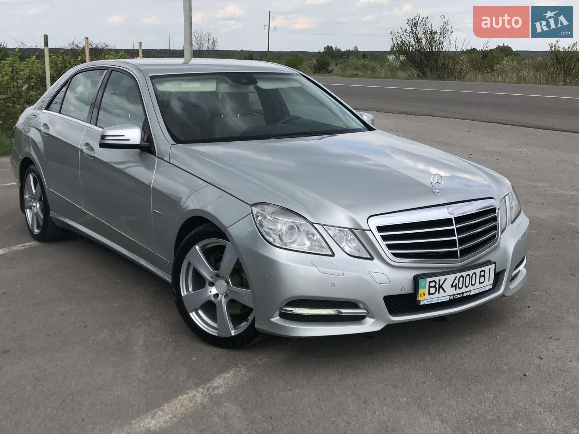 Mercedes-Benz E-Class 2010 VIN WDD2120201A287020 фото оголошення 2 з 33