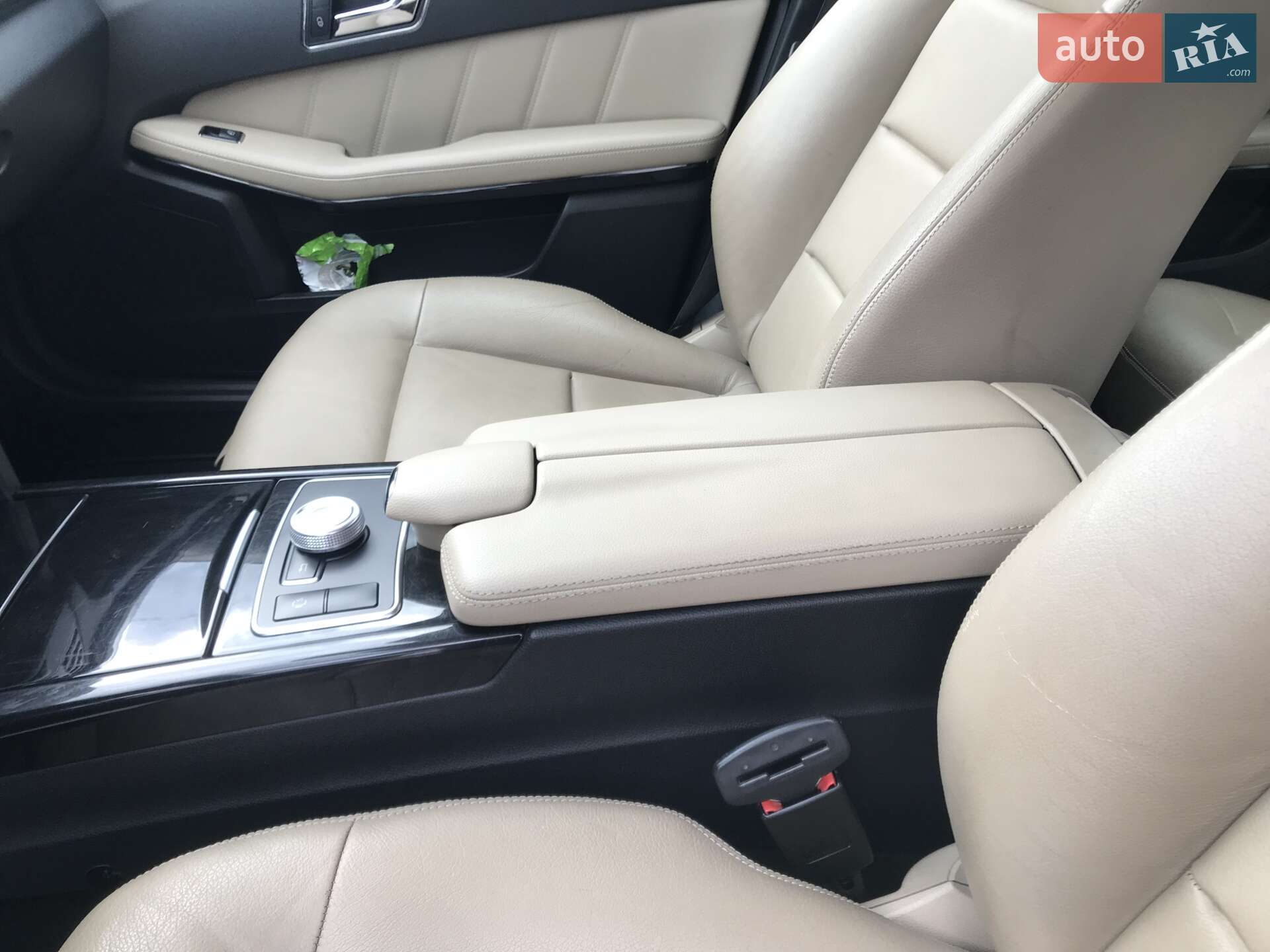 Mercedes-Benz E-Class 2010 VIN WDD2120201A287020 фото оголошення 17 з 33