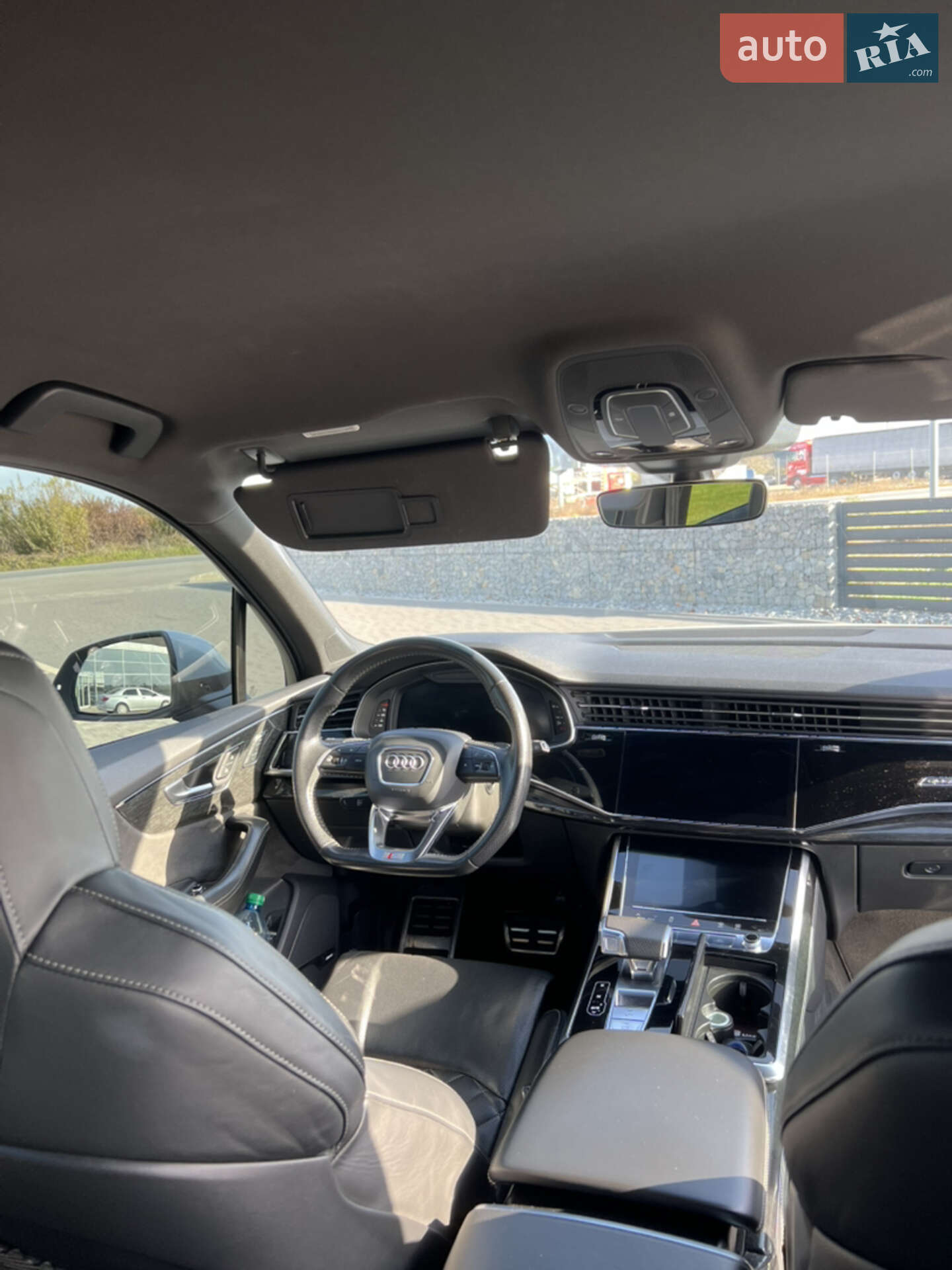 Audi Q7 2020 VIN WAUZZZ4M4LD012421 фото оголошення 24 з 33