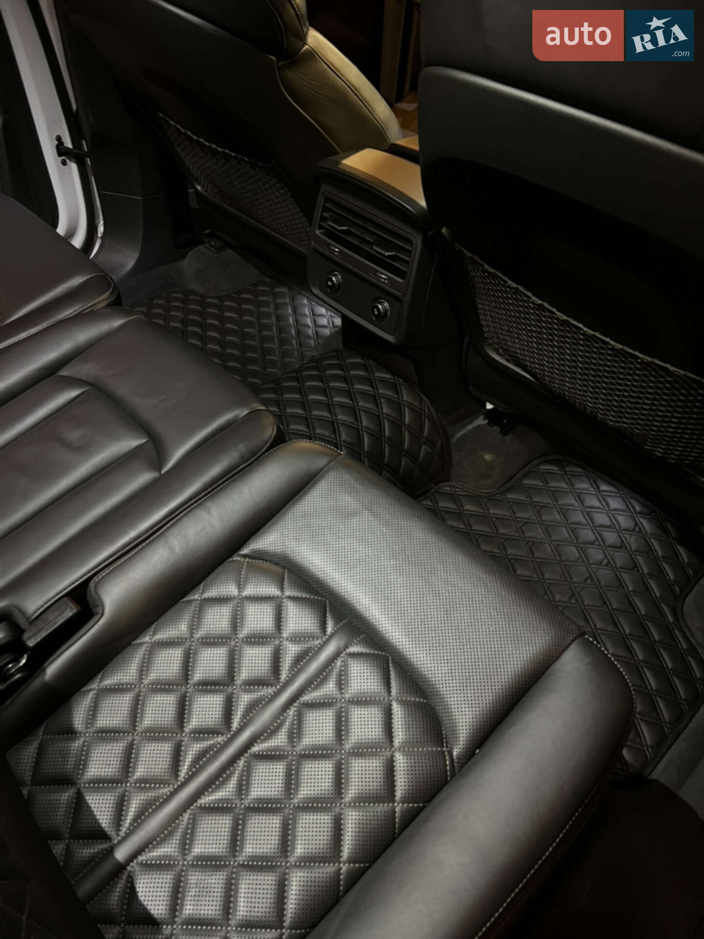 Audi Q7 2020 VIN WAUZZZ4M4LD012421 фото оголошення 32 з 33