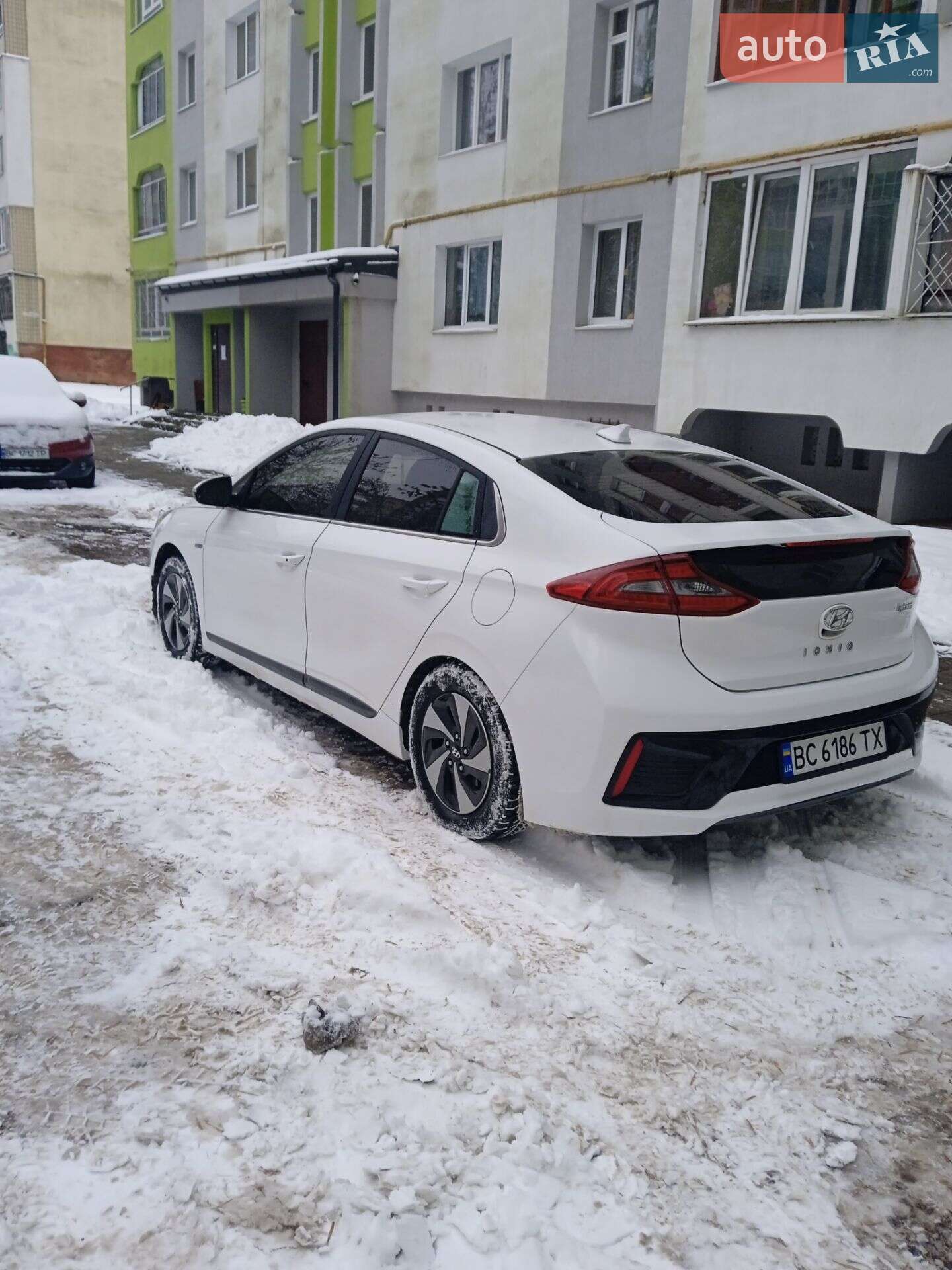 Hyundai Ioniq 2017 VIN KMHC75LC6HU024055 фото оголошення 10 з 11