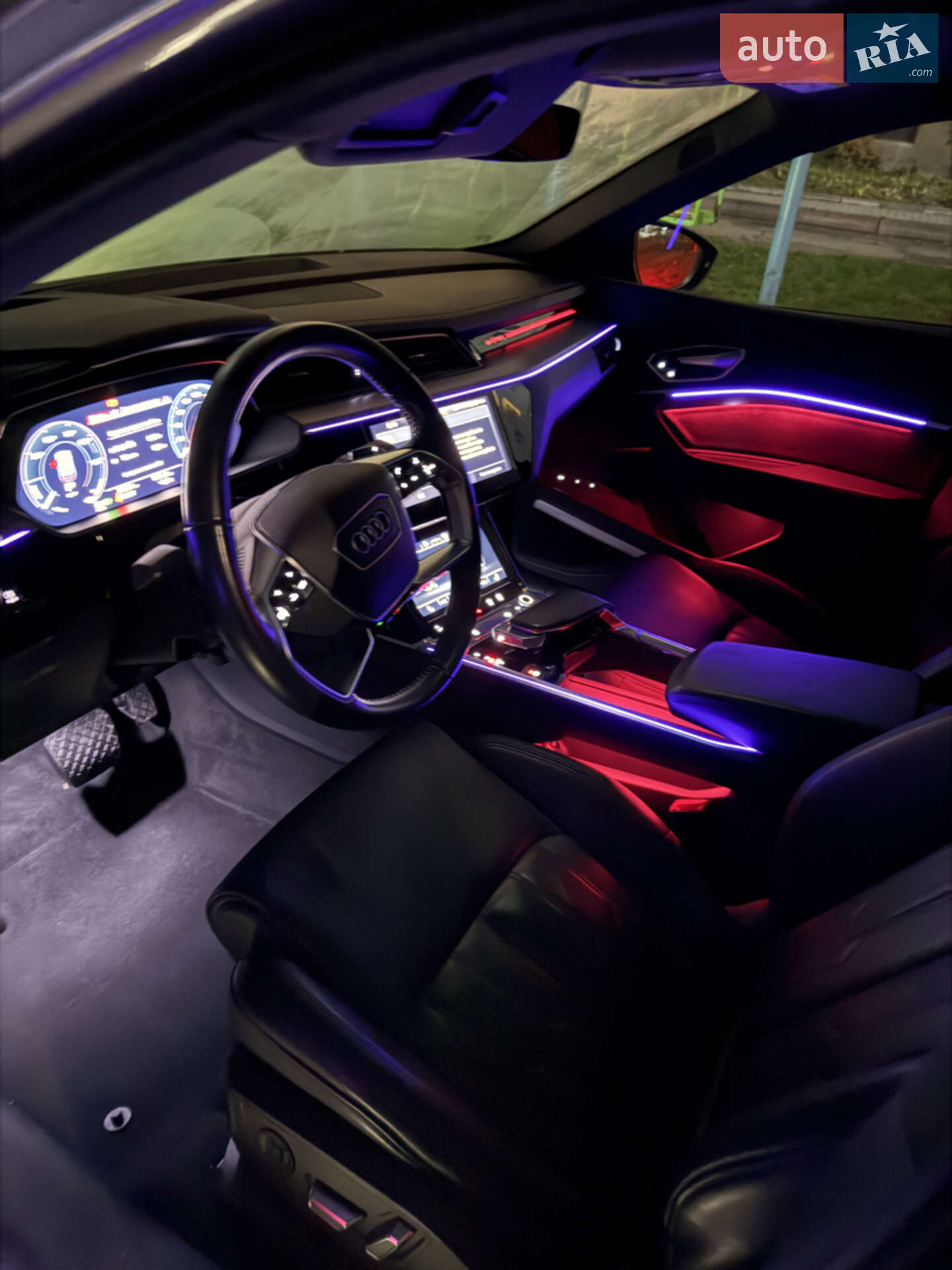 Audi e-tron Sportback 2021 VIN WAUZZZGE1MB036046 фото оголошення 39 з 43