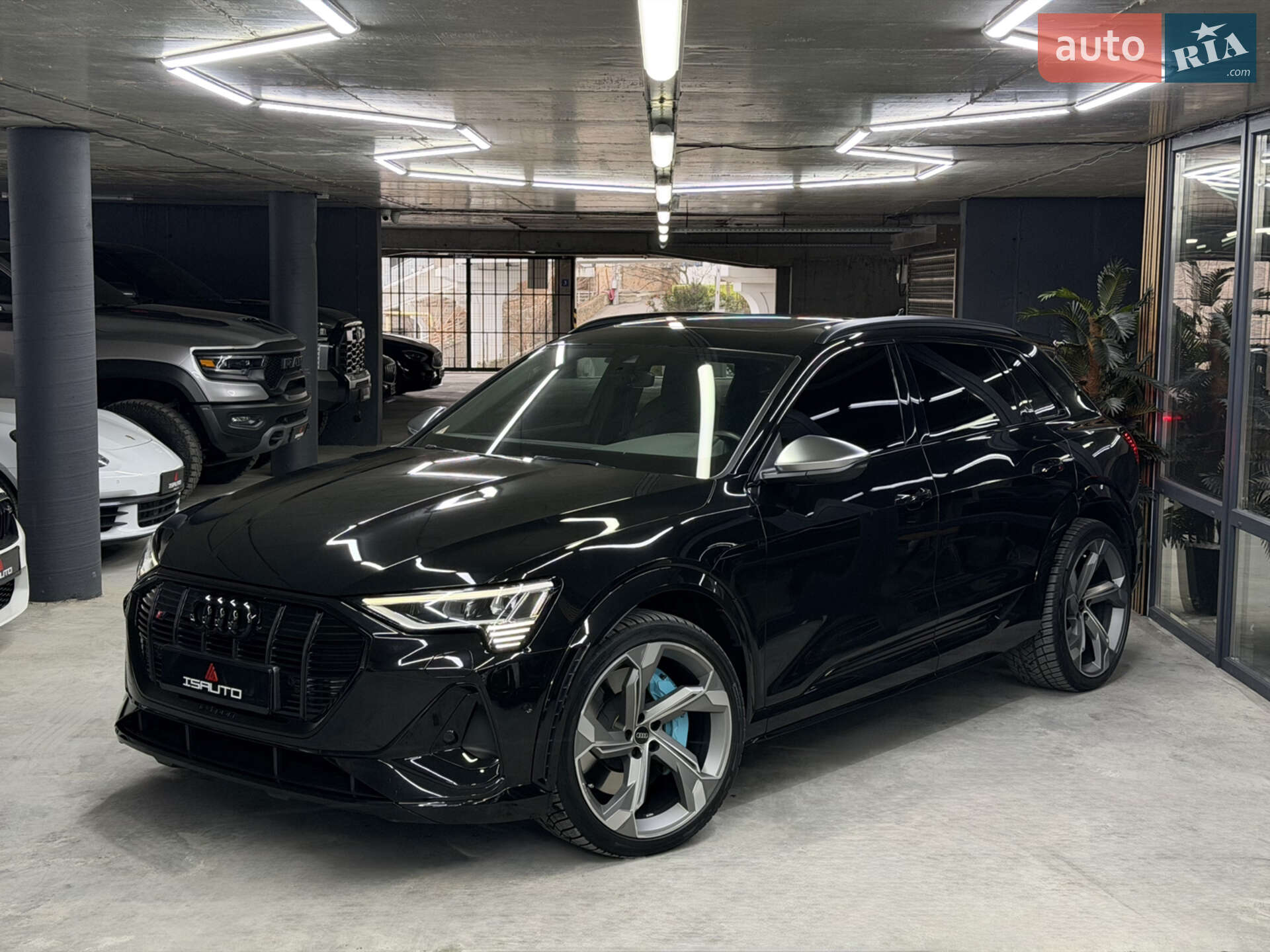 Audi e-tron S 2022 VIN WAUZZZGE1NB044259 фото оголошення 6 з 28
