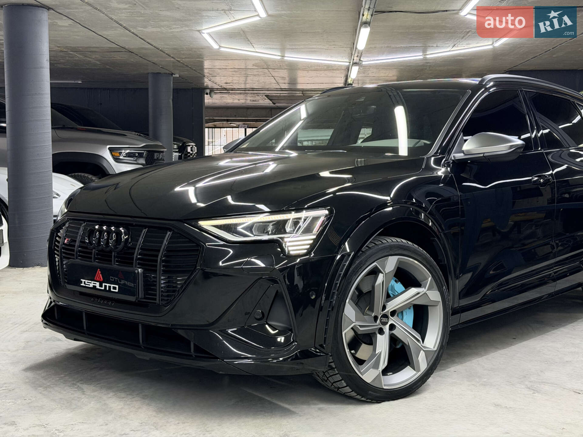Audi e-tron S 2022 VIN WAUZZZGE1NB044259 фото оголошення 9 з 28