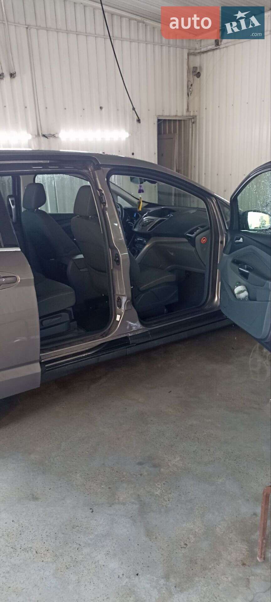 Ford Grand C-Max 2011 VIN WF0HXXWPBHBP20535 фото оголошення 5 з 8
