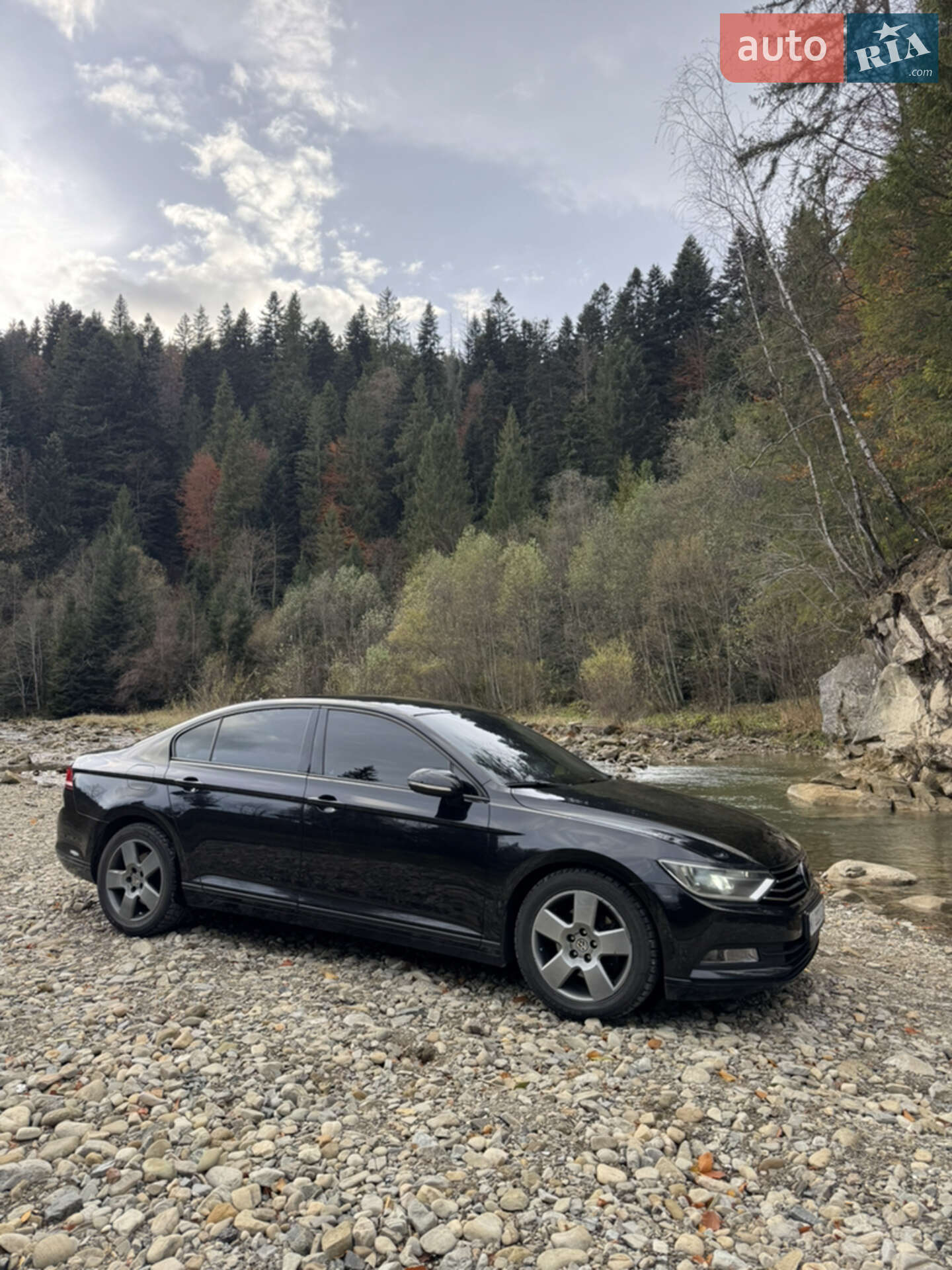 Volkswagen Passat 2015 VIN WVWZZZ3CZFE489419 фото оголошення 2 з 25