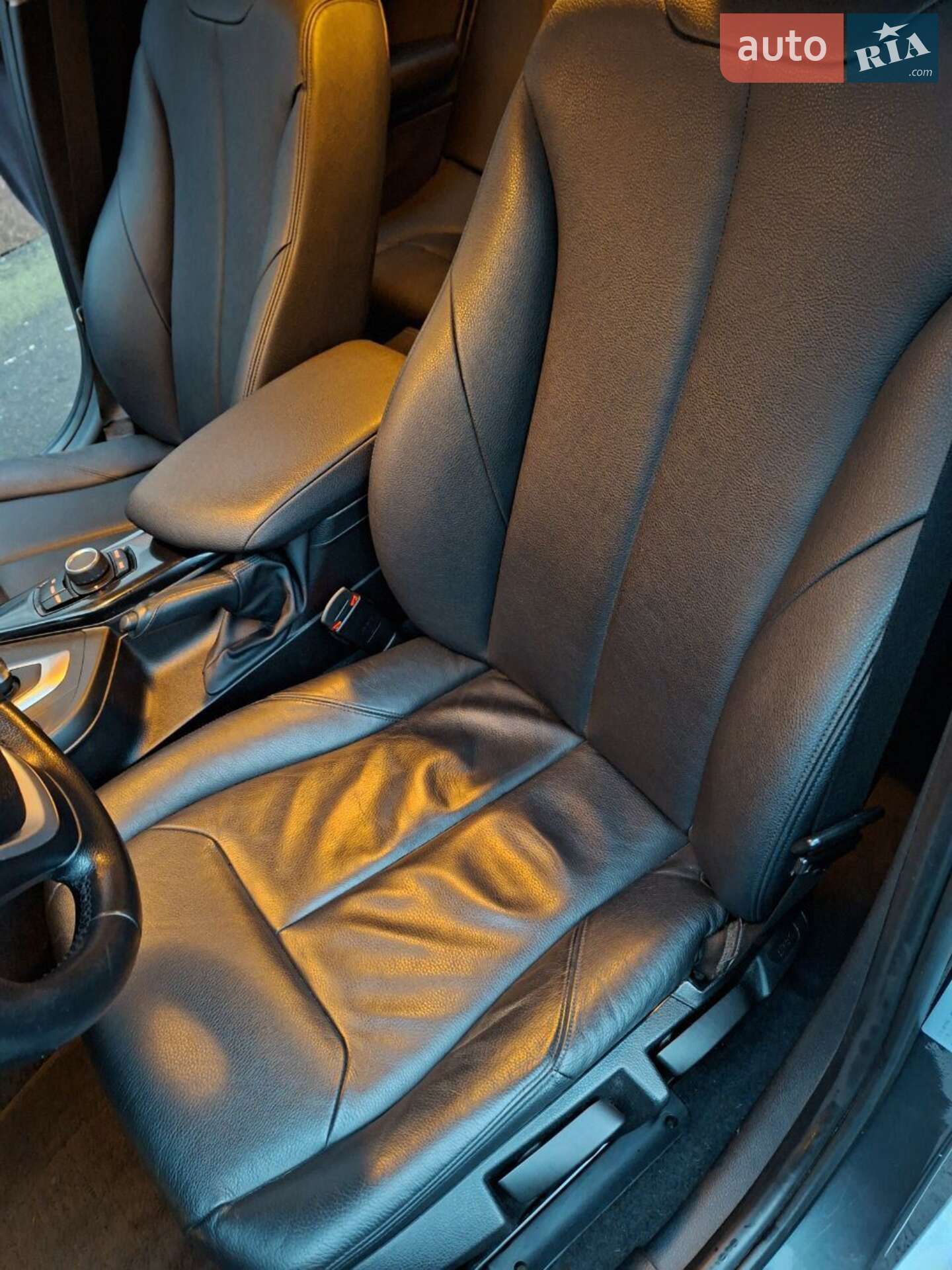 BMW 1 Series 2013 VIN WBA1C1106DJ828115 фото оголошення 9 з 18