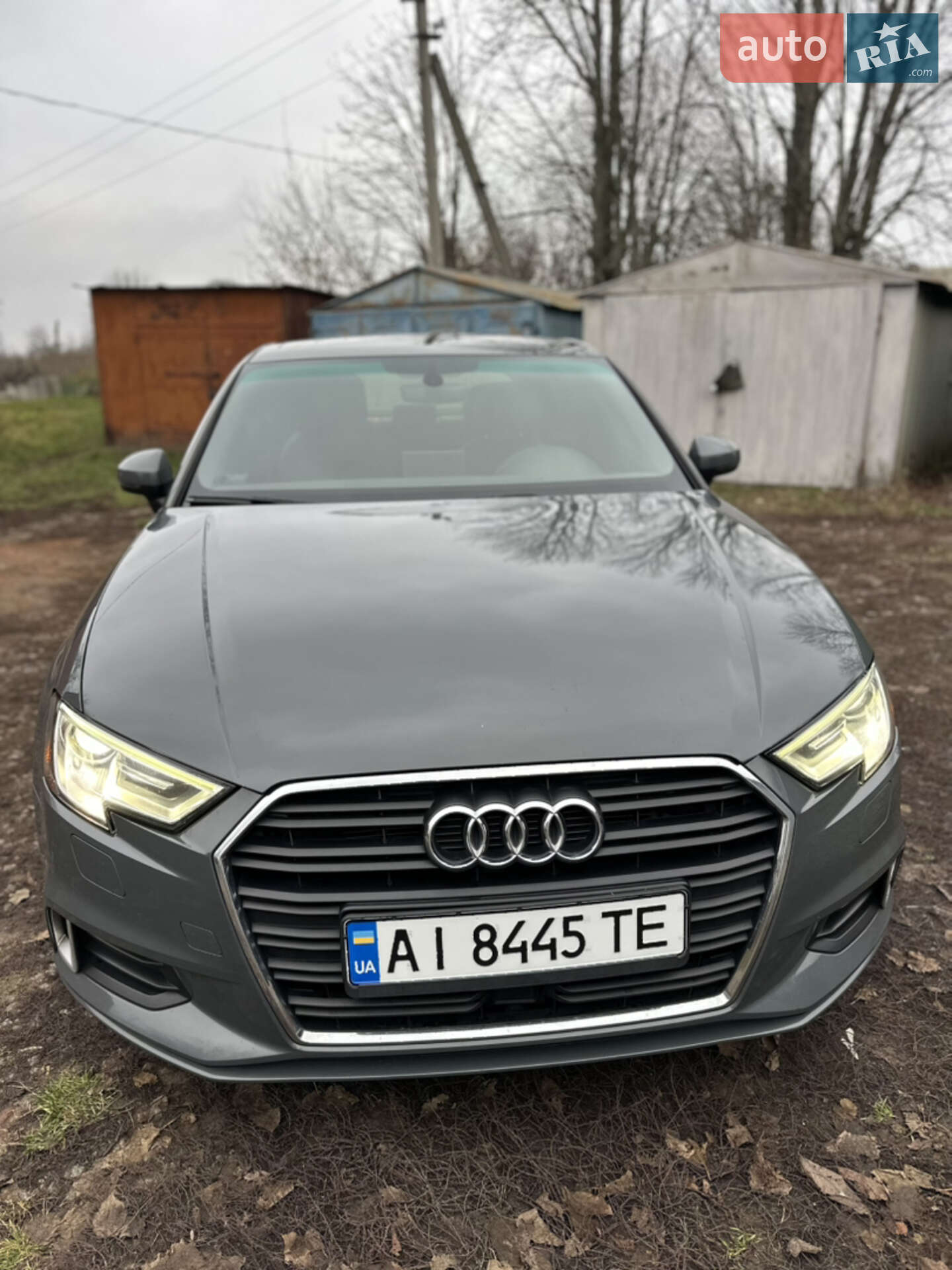Audi A3 2017 VIN WAUAUGFF2H1075279 фото оголошення 2 з 17