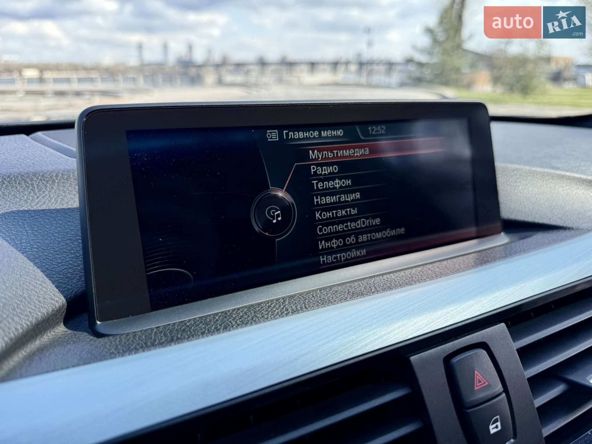 BMW 4 Series Gran Coupe 2015 VIN WBA4A5C54FG051422 фото оголошення 28 з 52