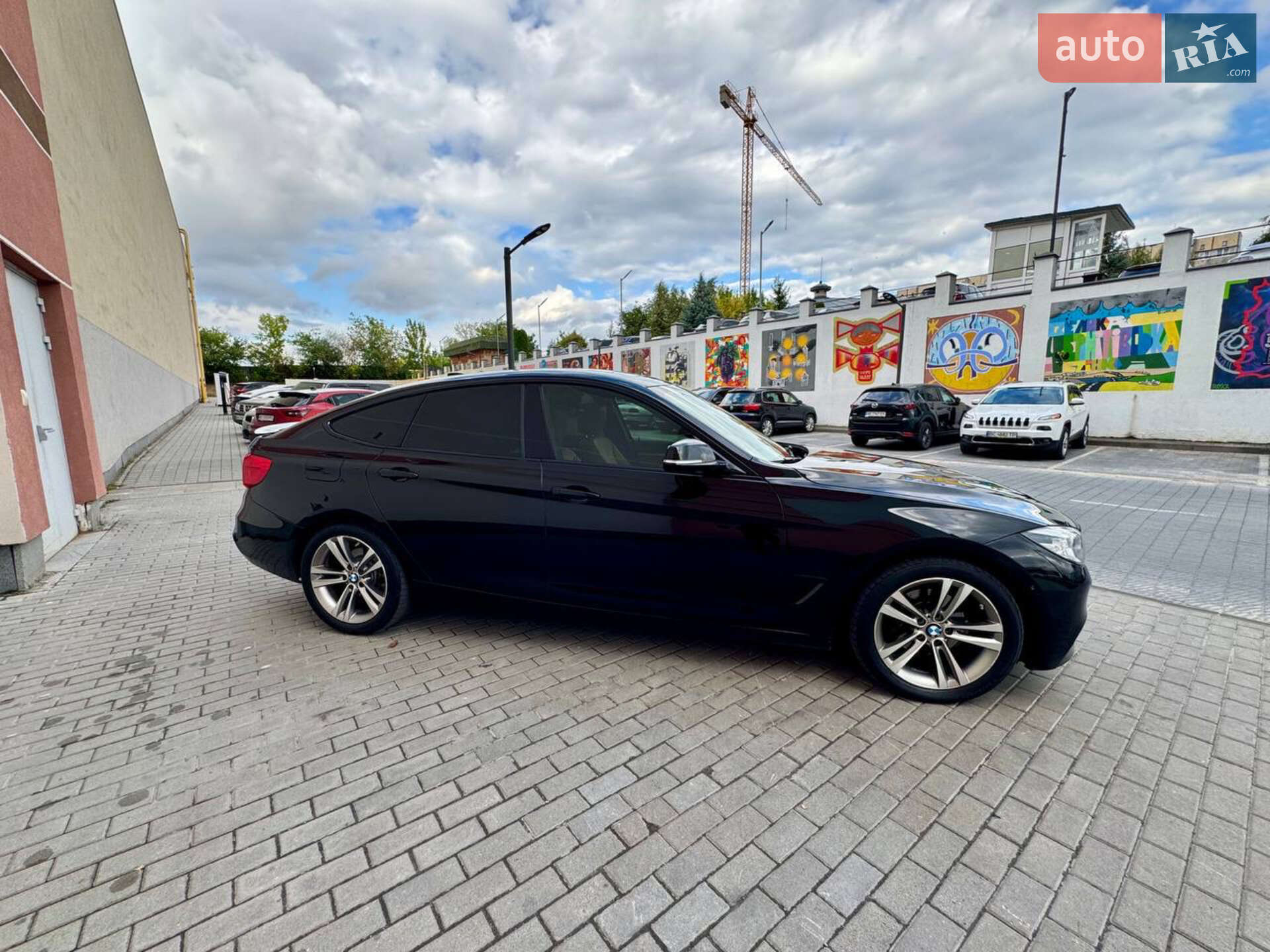 BMW 3 Series GT 2017 VIN WBA8Z9C5XJB220169 фото оголошення 6 з 47