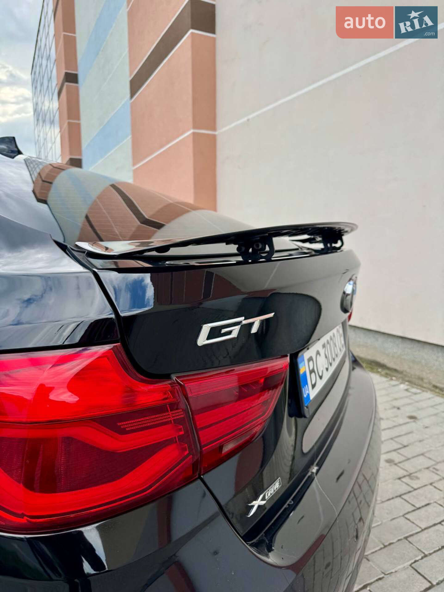 BMW 3 Series GT 2017 VIN WBA8Z9C5XJB220169 фото оголошення 10 з 47