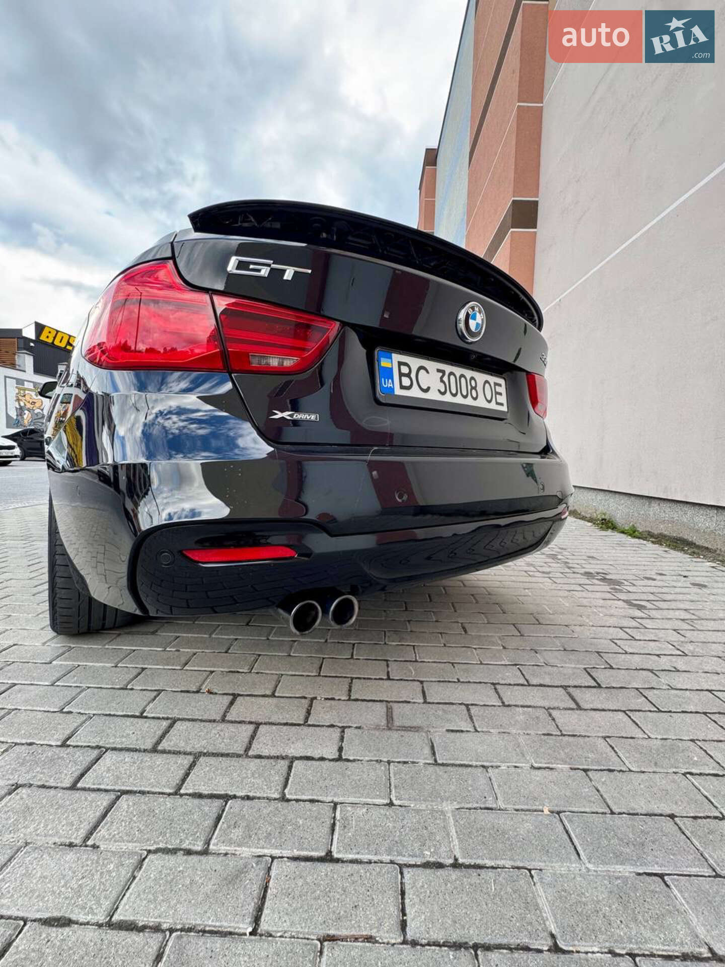 BMW 3 Series GT 2017 VIN WBA8Z9C5XJB220169 фото оголошення 9 з 47