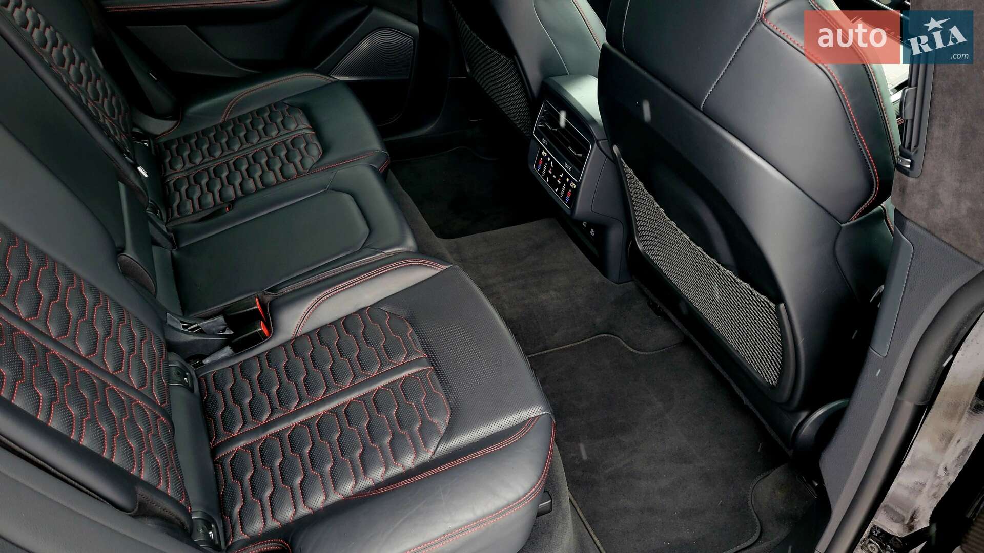 Audi RS Q8 2020 VIN WUAZZZF1XMD001174 фото оголошення 37 з 58