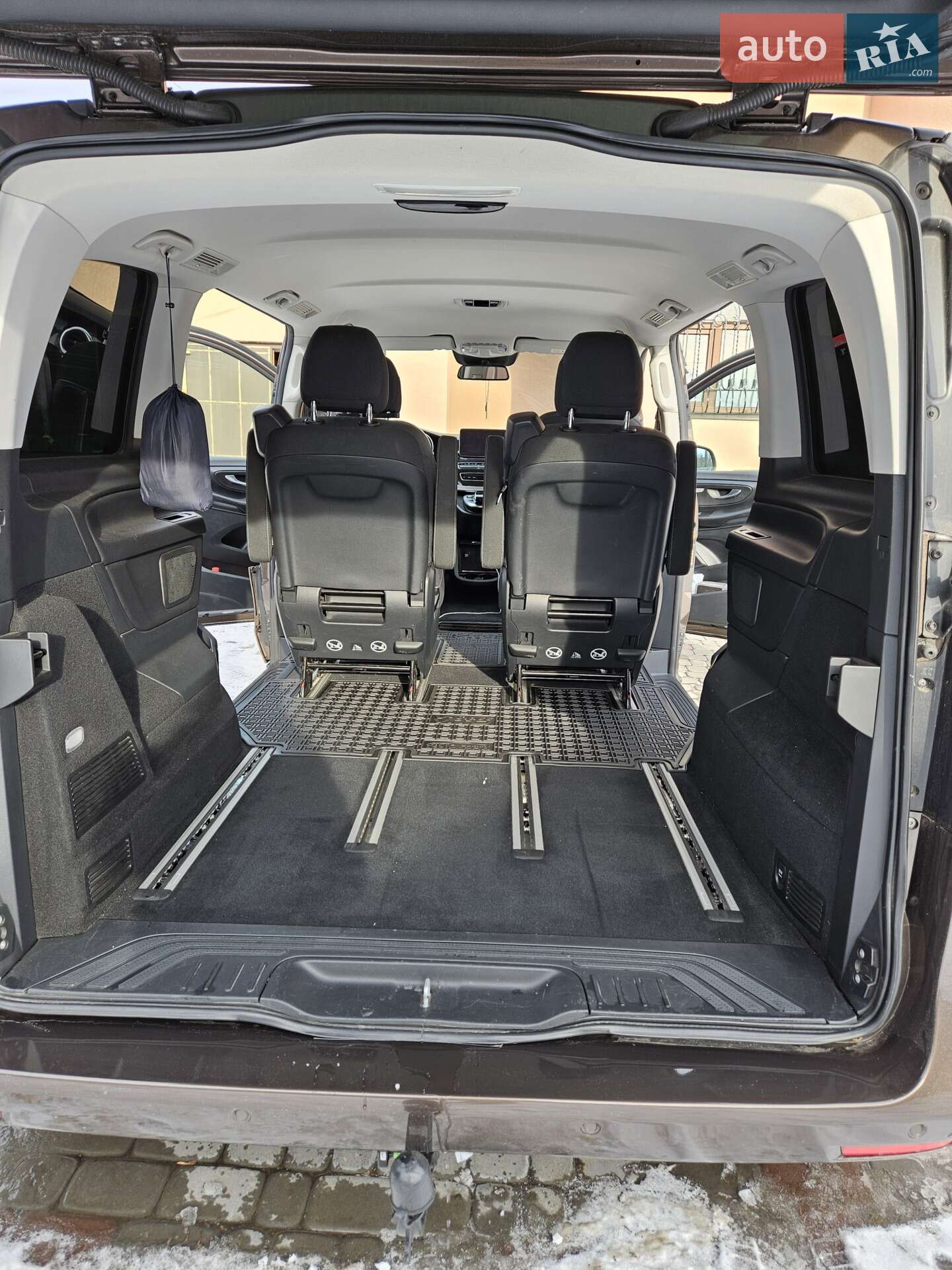 Mercedes-Benz V-Class 2018 VIN WDF44781113484312 фото оголошення 8 з 17