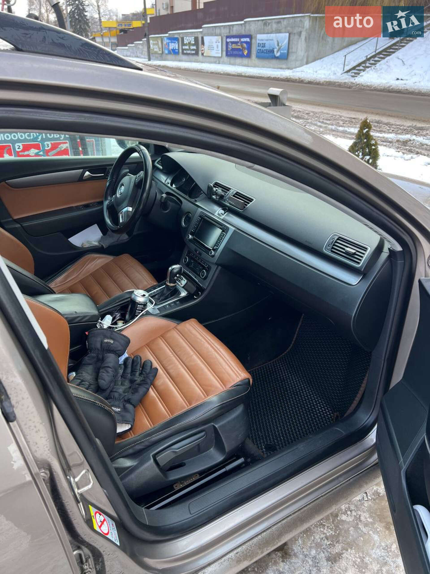 Volkswagen Passat 2011 VIN WVWZZZ3CZBE332445 фото оголошення 8 з 12