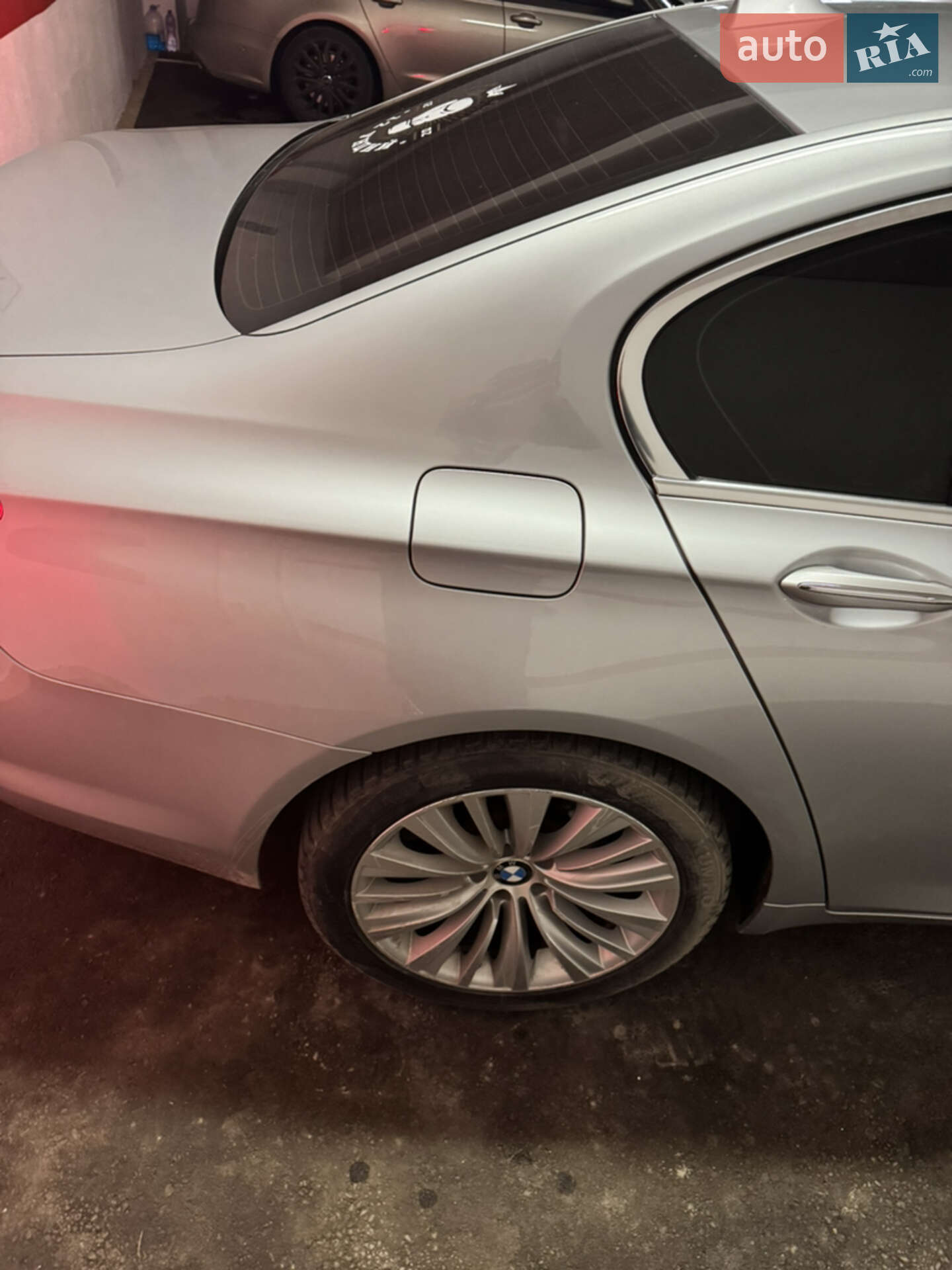 BMW 7 Series 2015 VIN WBAYA6C53FGK16612 фото оголошення 9 з 20