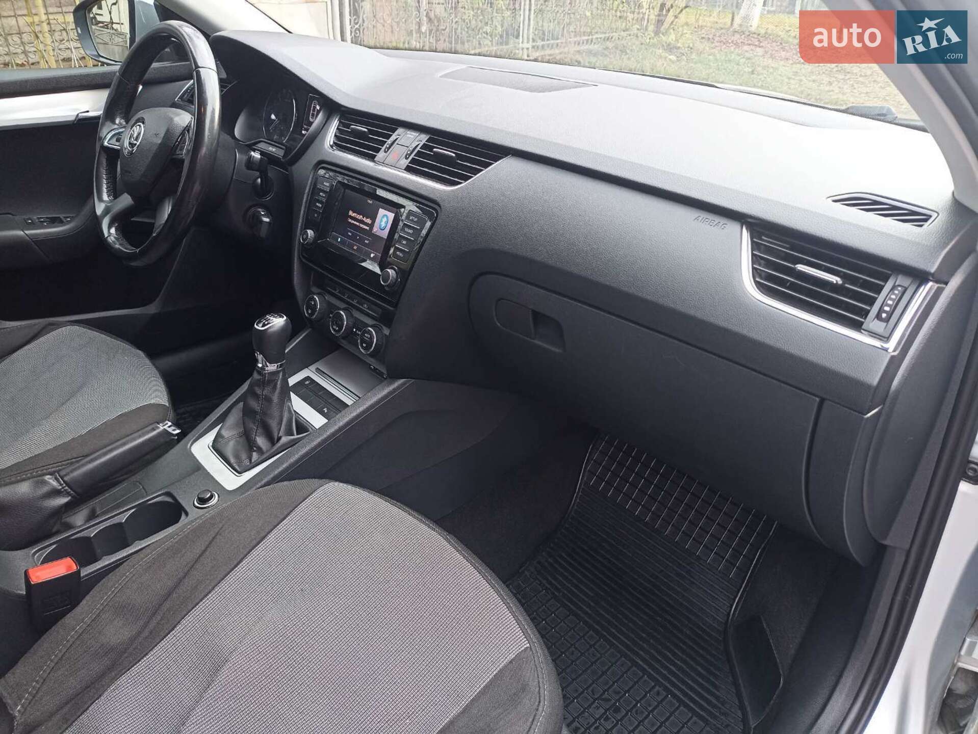 Skoda Octavia 2014 VIN TMBAJ7NE1F0127377 фото оголошення 5 з 18