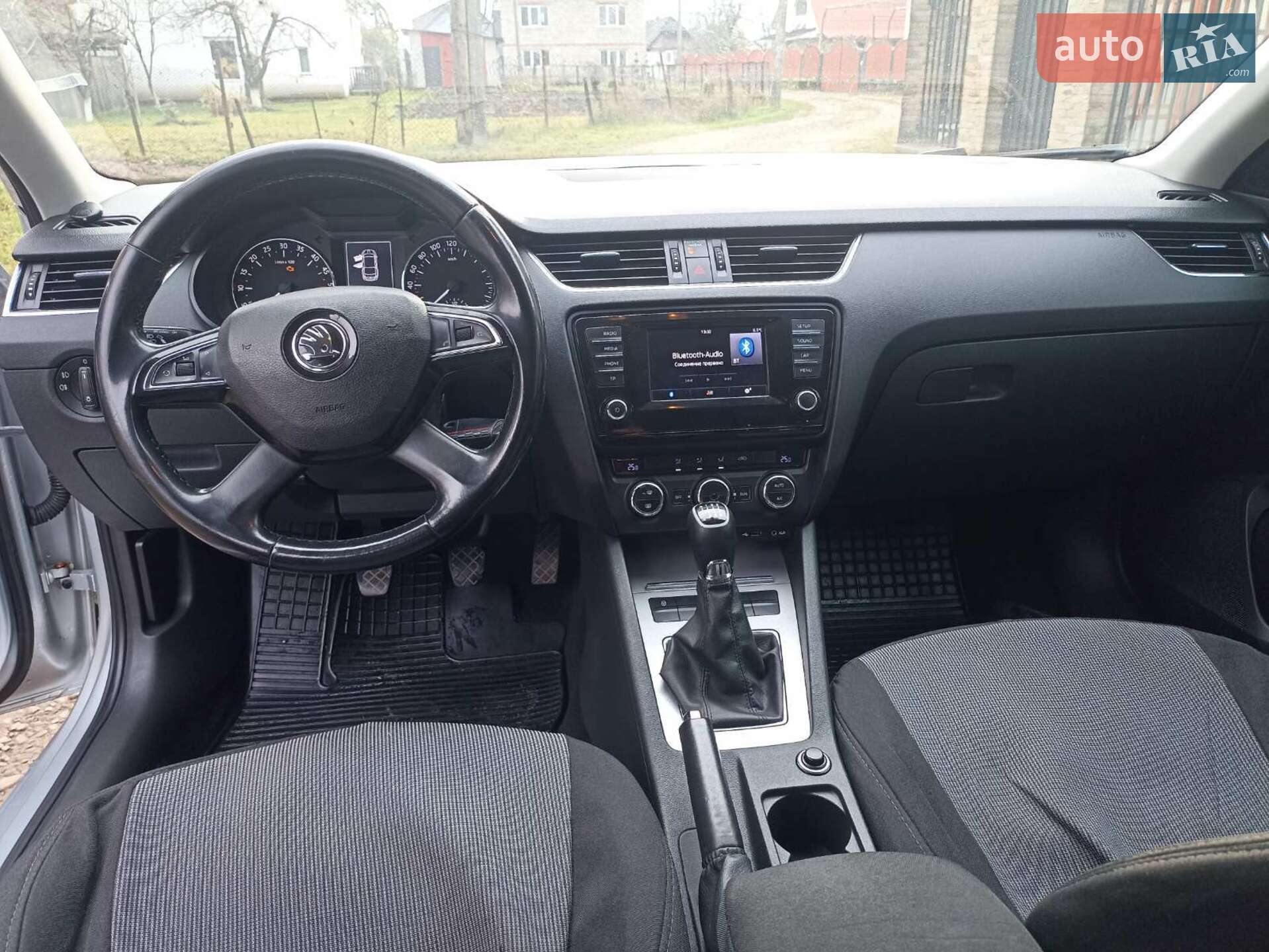Skoda Octavia 2014 VIN TMBAJ7NE1F0127377 фото оголошення 13 з 18