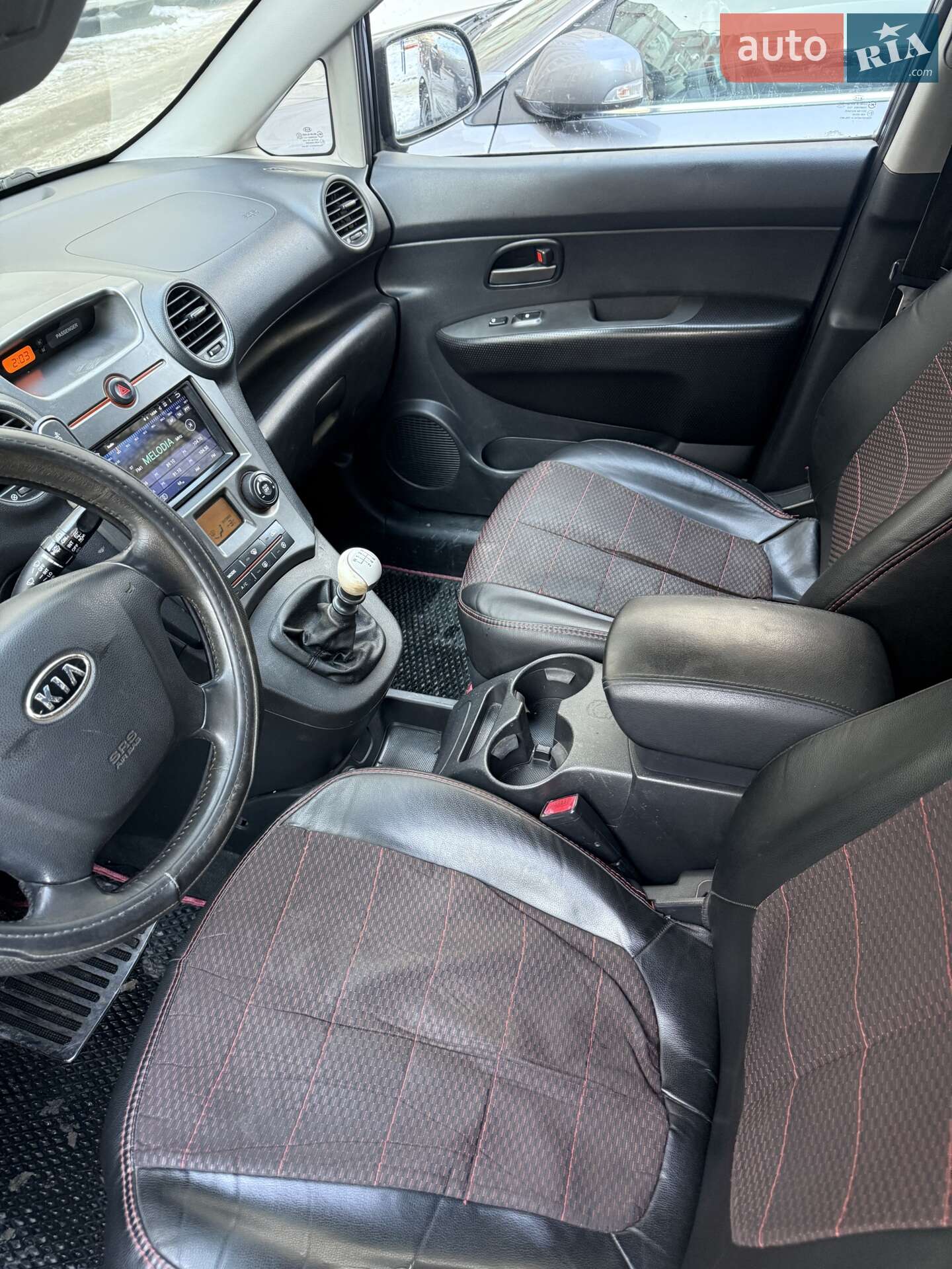 Kia Carens 2007 VIN Y6LFG52427L000475 фото оголошення 4 з 14