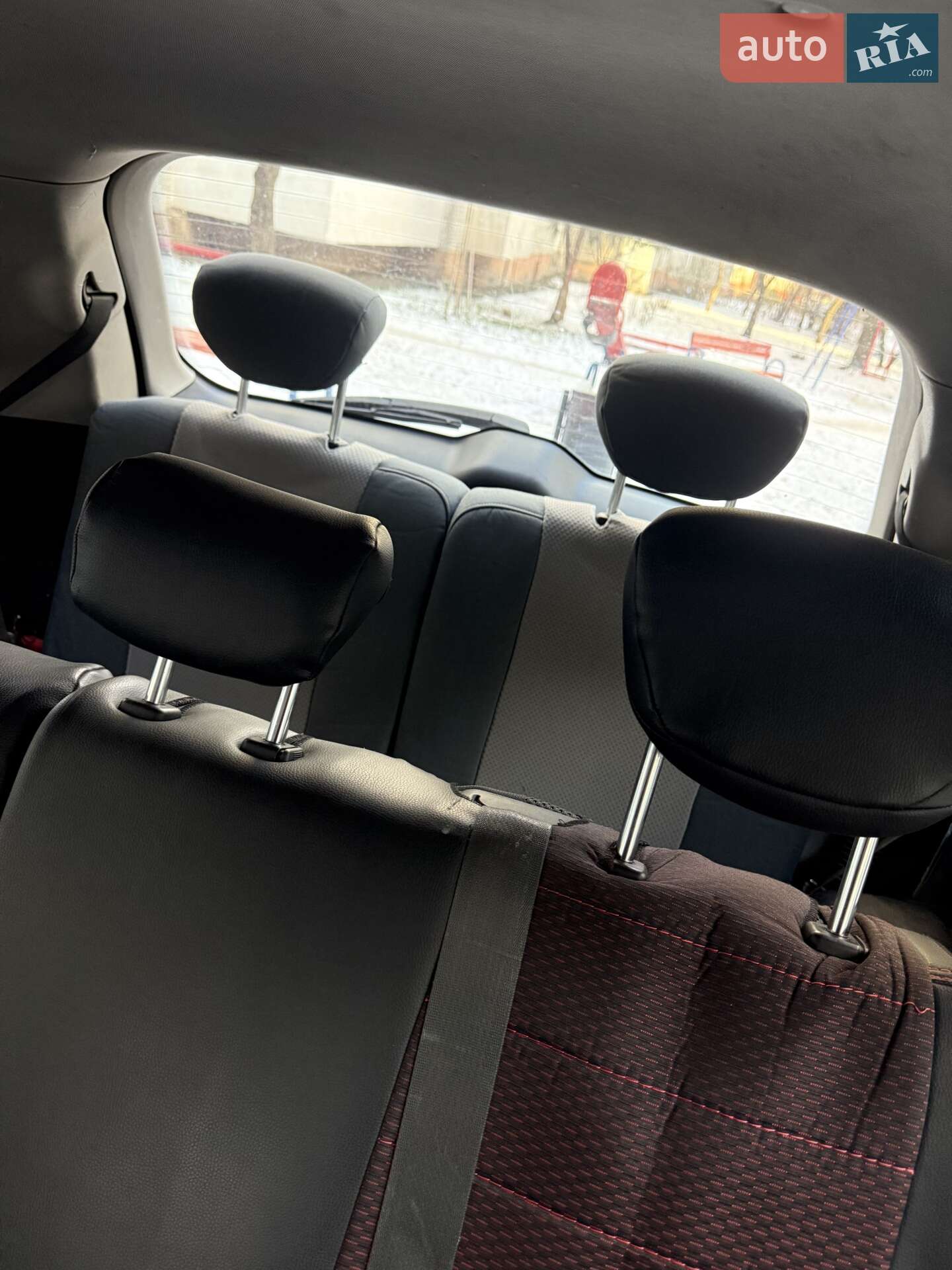 Kia Carens 2007 VIN Y6LFG52427L000475 фото оголошення 7 з 14