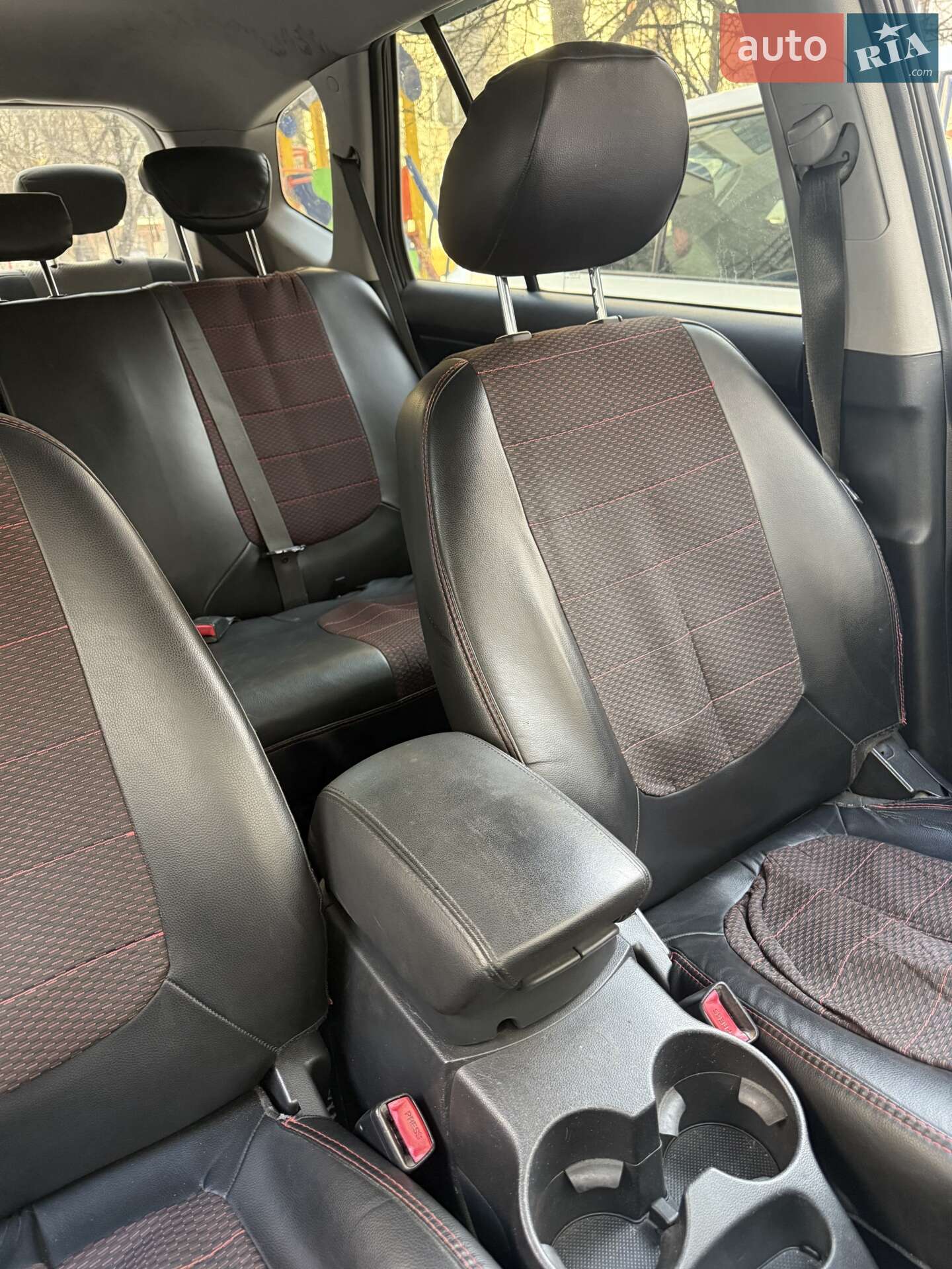 Kia Carens 2007 VIN Y6LFG52427L000475 фото оголошення 8 з 14