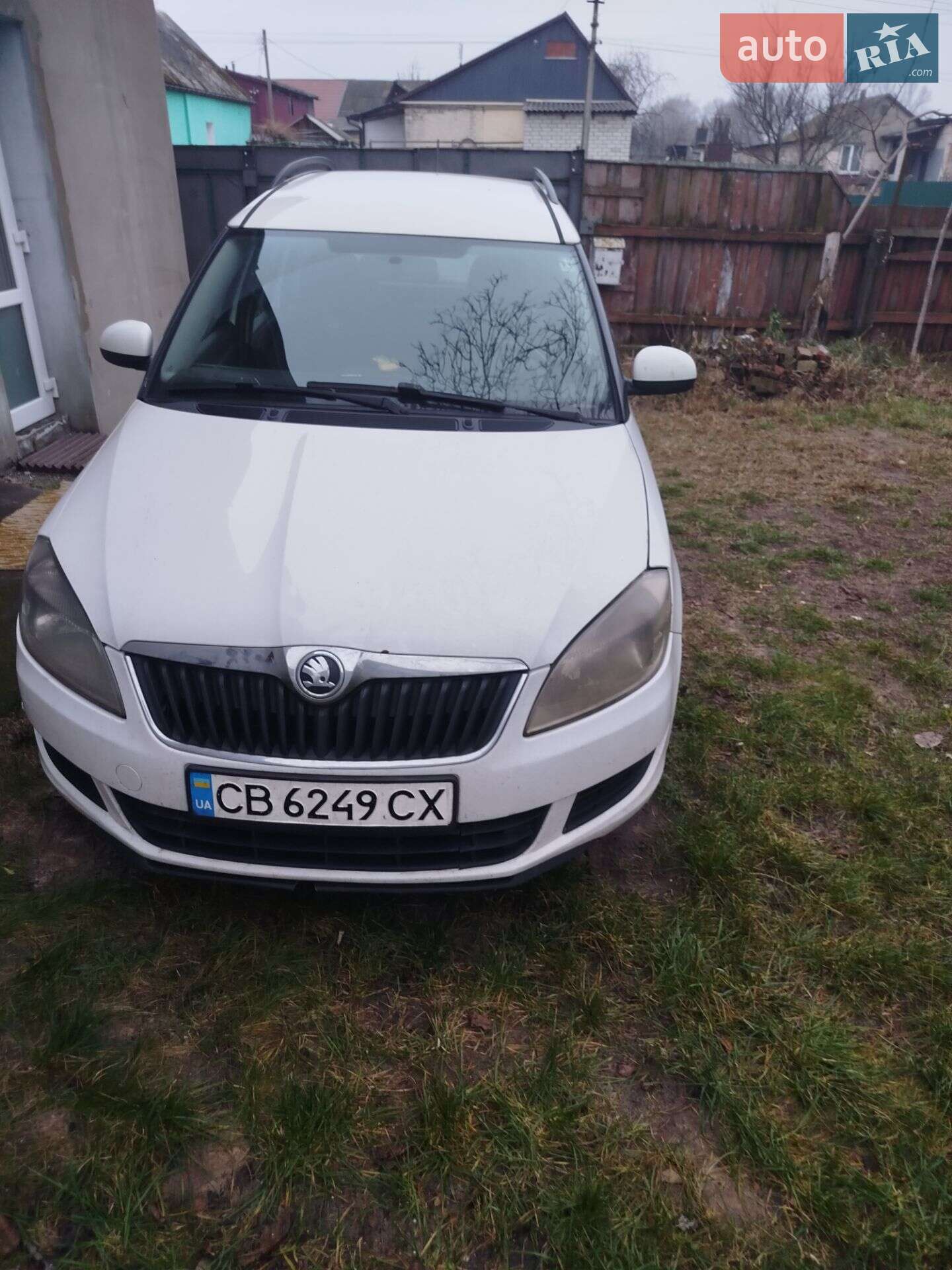 Skoda Roomster 2015 VIN TMBNC25J2F5020935 фото оголошення 2 з 4