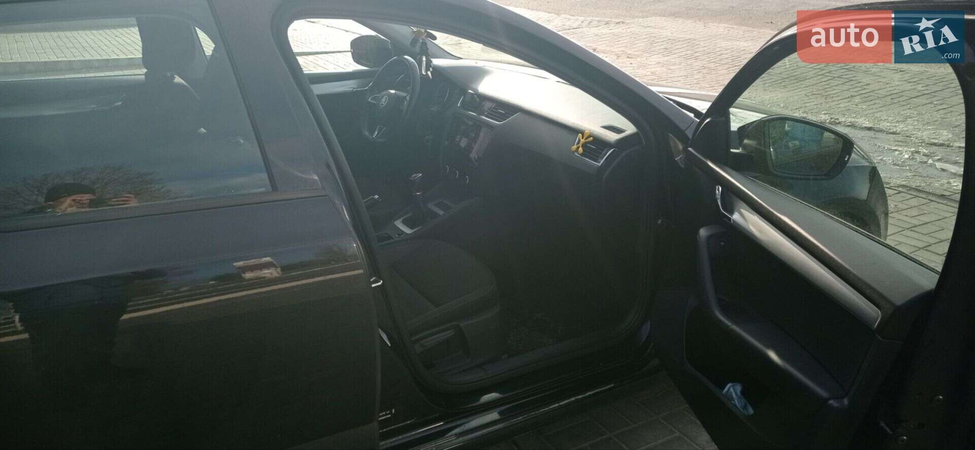 Skoda Octavia 2019 VIN TMBAC2NEXKB007055 фото оголошення 9 з 10