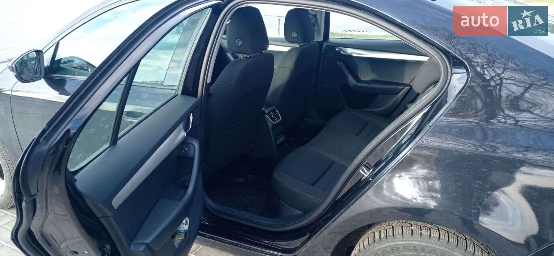 Skoda Octavia 2019 VIN TMBAC2NEXKB007055 фото оголошення 10 з 10