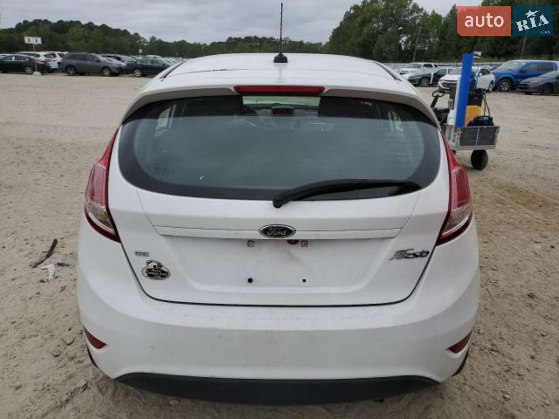 Ford Fiesta 2019 VIN 3FADP4EJ9KM123520 фото оголошення 3 з 15