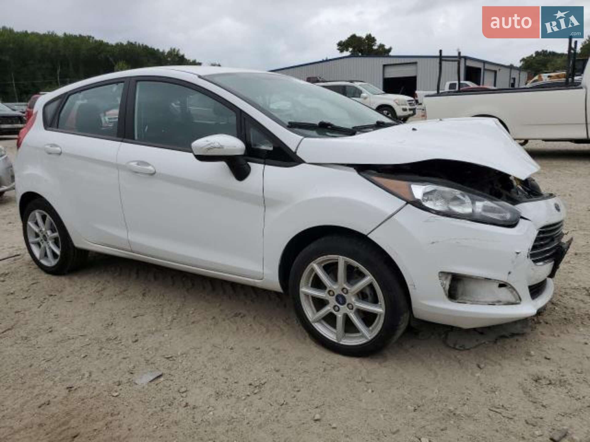 Ford Fiesta 2019 VIN 3FADP4EJ9KM123520 фото оголошення 5 з 15