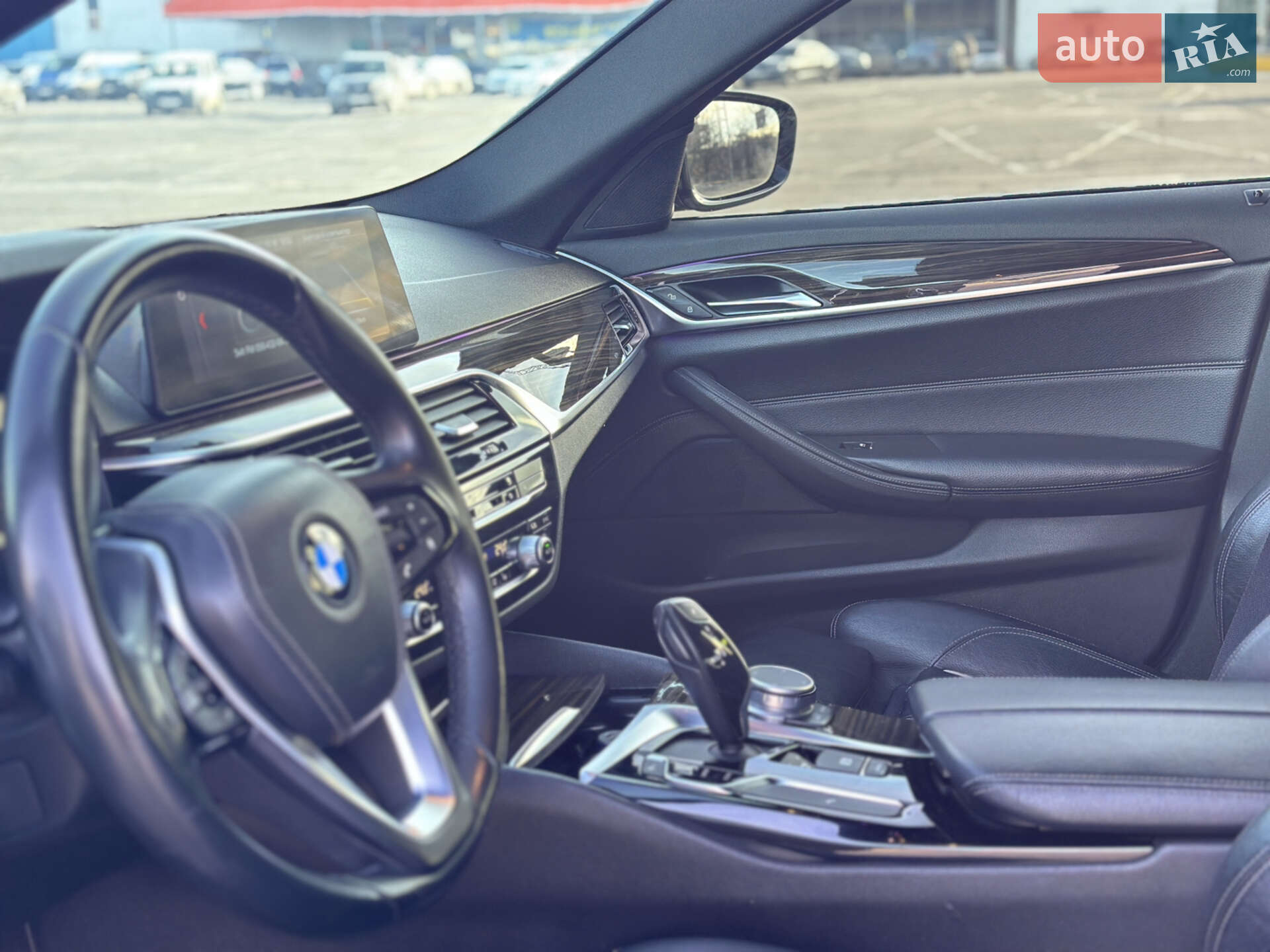 BMW 5 Series 2017 VIN WBAJA5C50JWA37554 фото оголошення 9 з 17