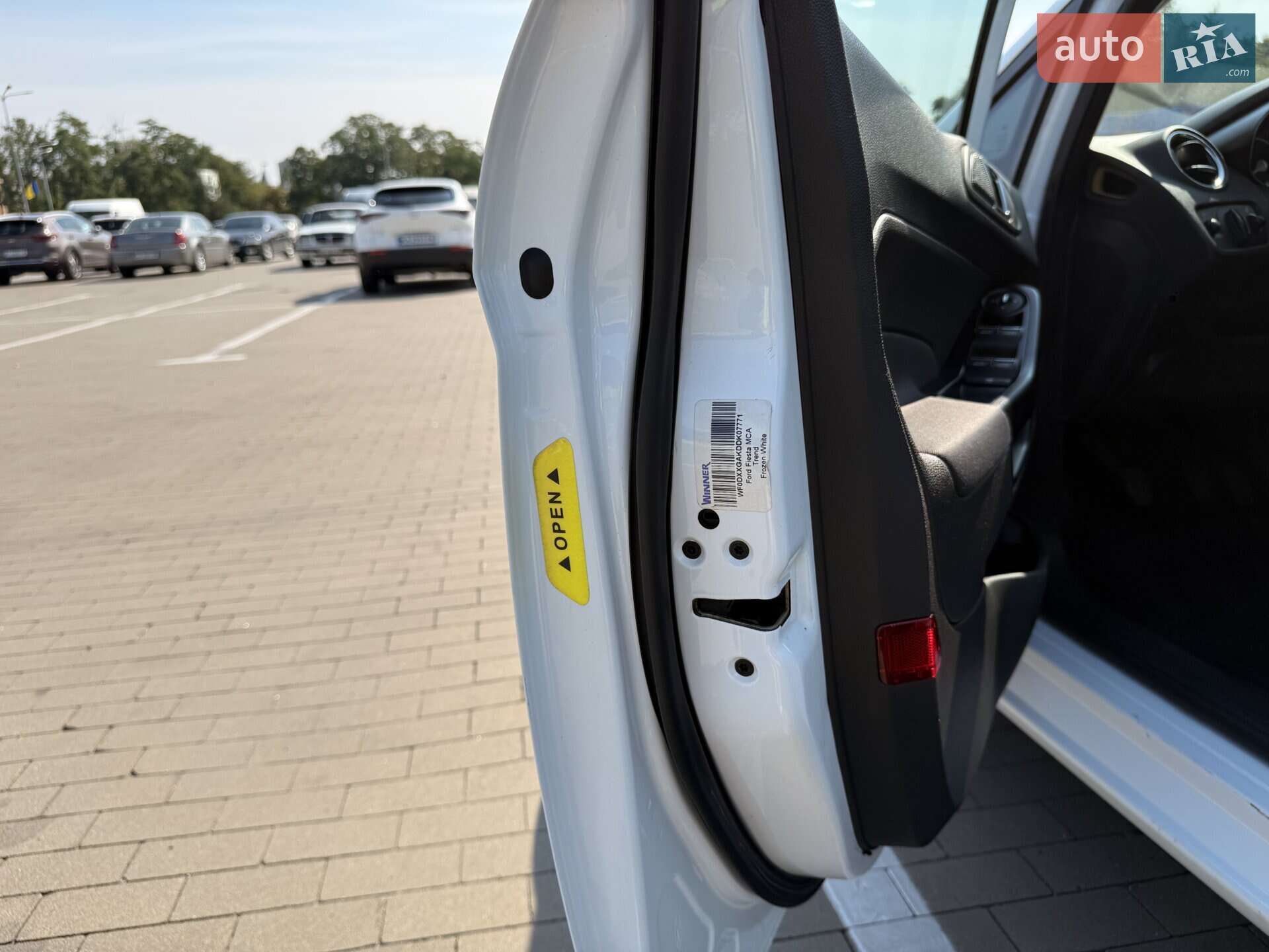 Ford Fiesta 2013 VIN WF0DXXGAKDDK07771 фото оголошення 12 з 86
